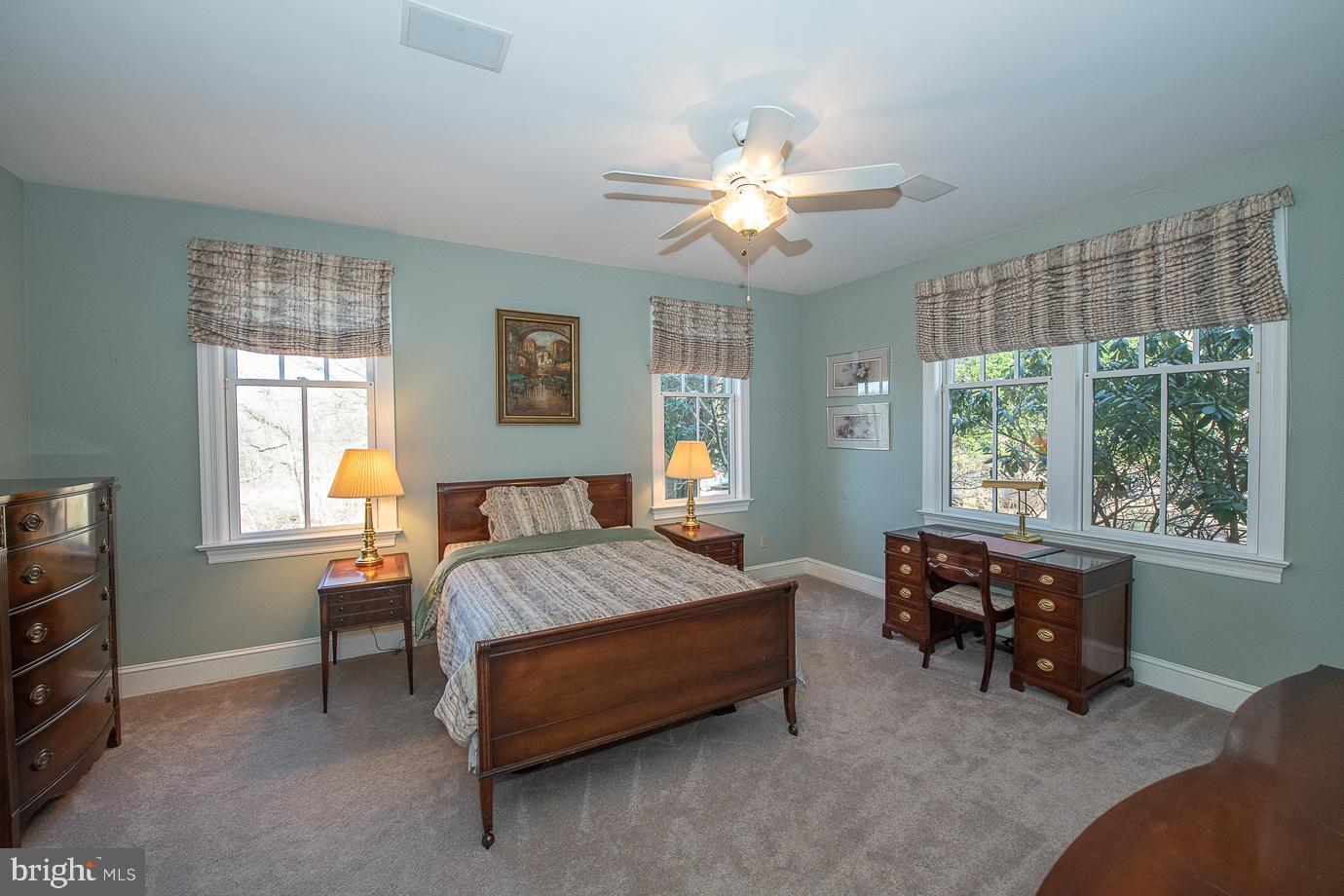 PINE CREEK - Residential