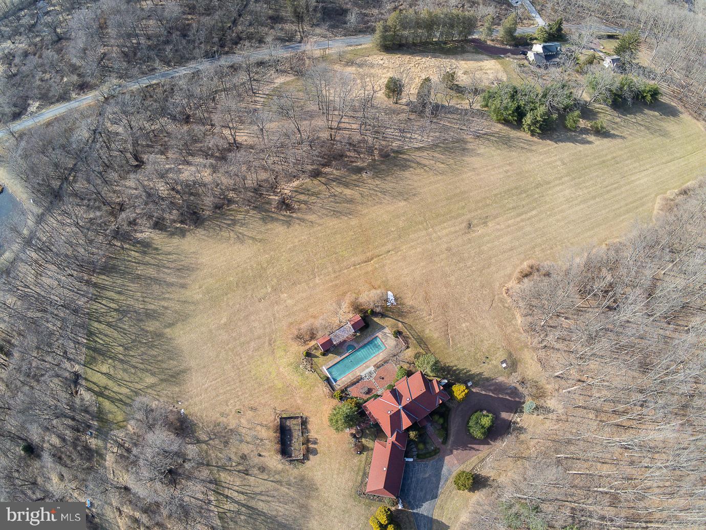 PINE CREEK - Residential