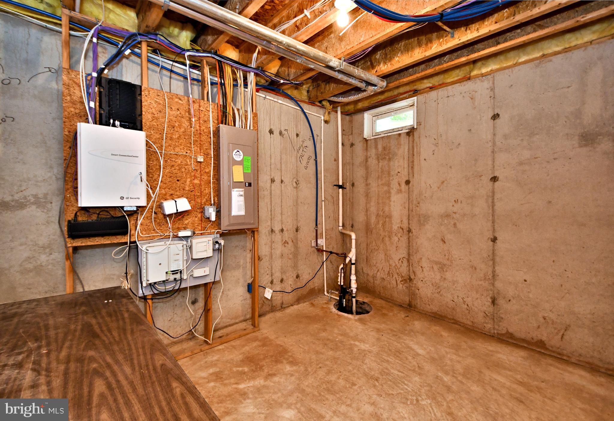 NEWTOWN WALK - Residential