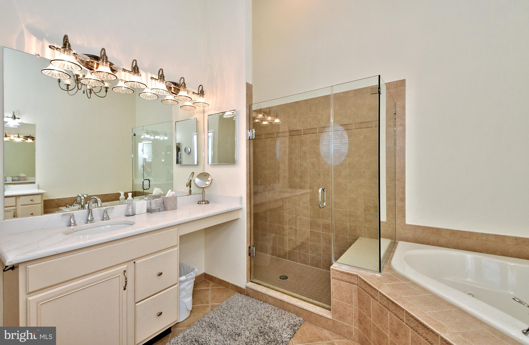 NEWTOWN WALK - Residential