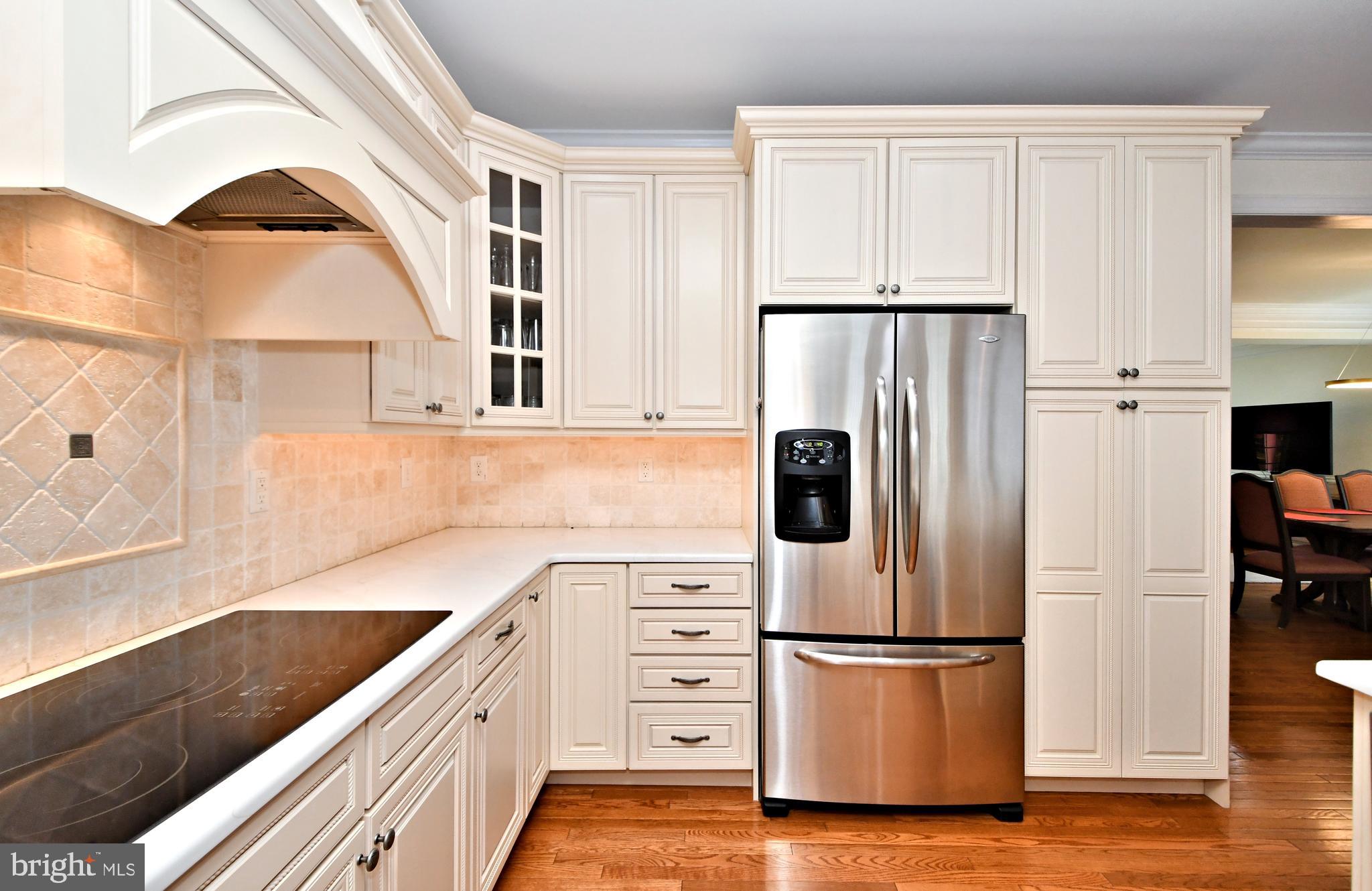 NEWTOWN WALK - Residential