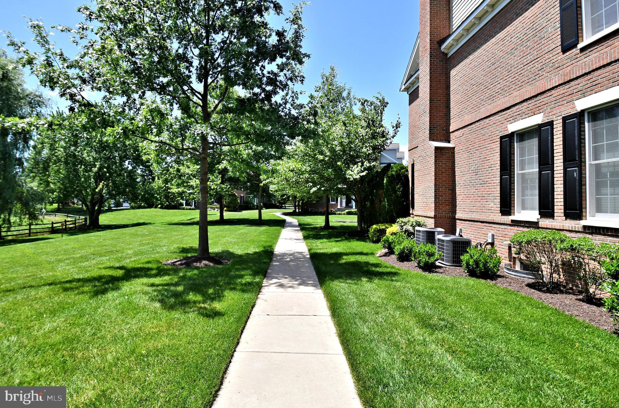 NEWTOWN WALK - Residential