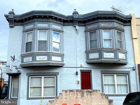 Townhouse For Sale - 2601 S 12th Street<br/> PHILADELPHIA, PA 19148