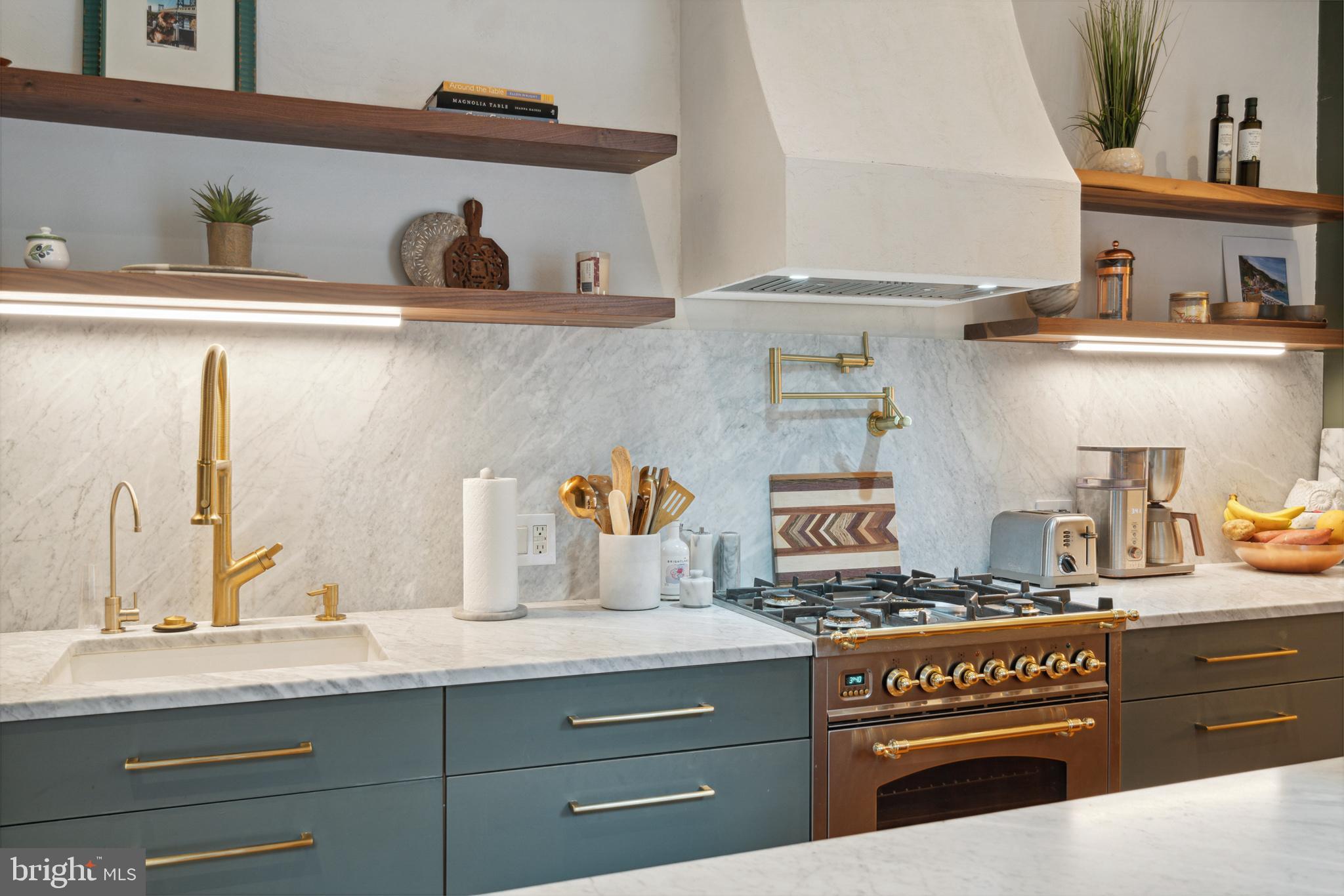 BELLA VISTA - Residential