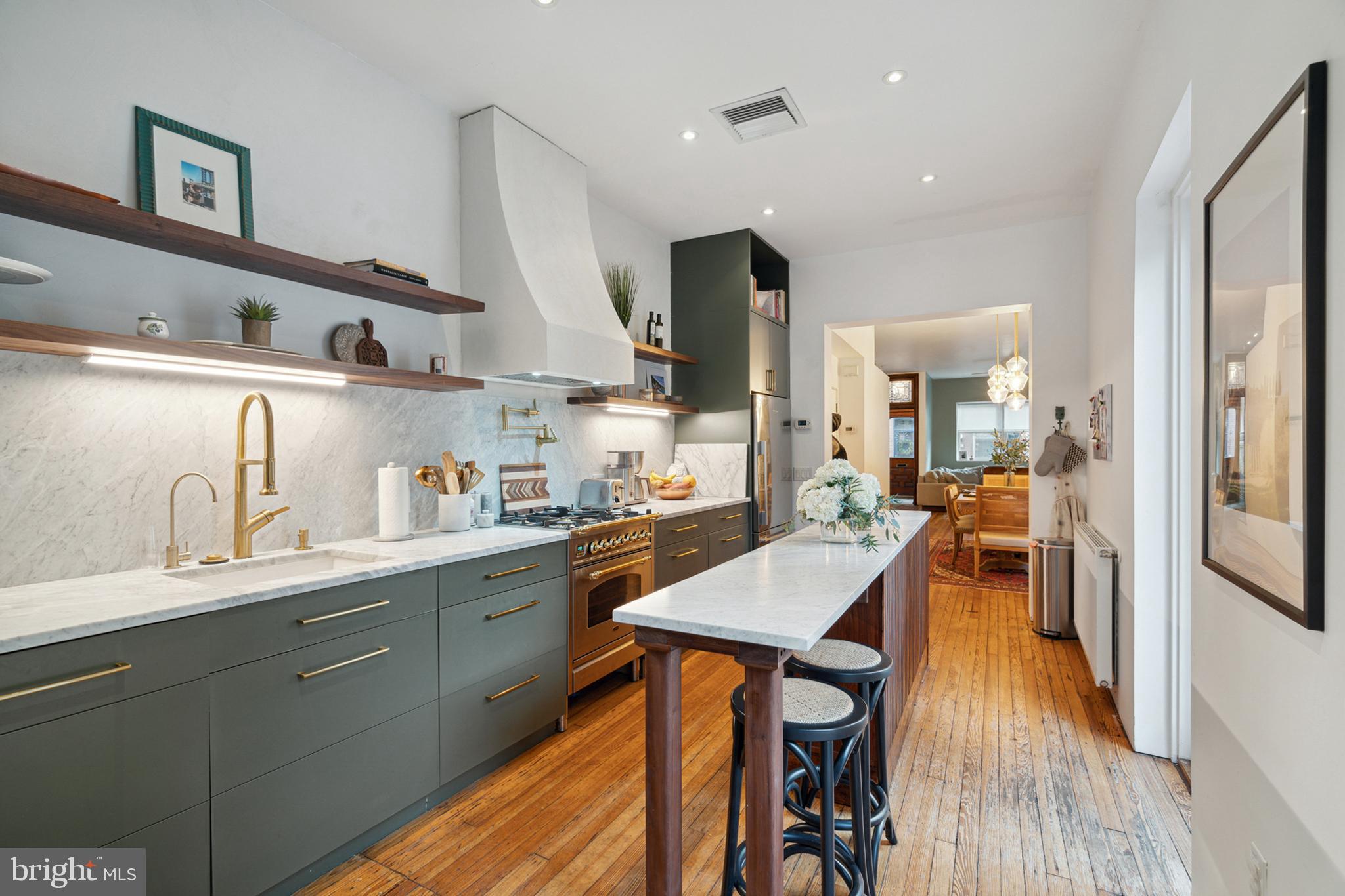 BELLA VISTA - Residential