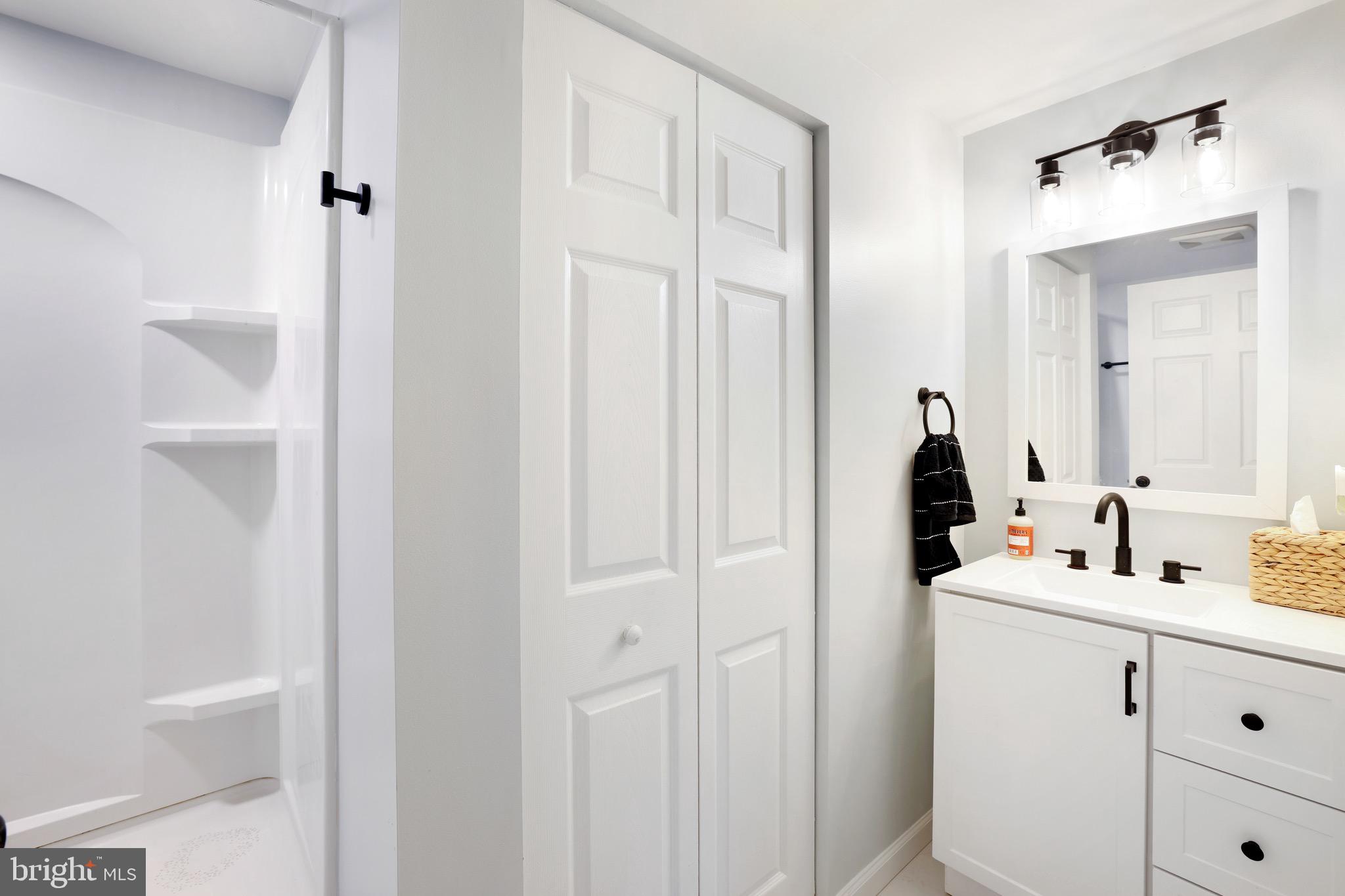 HAMILTON - Residential