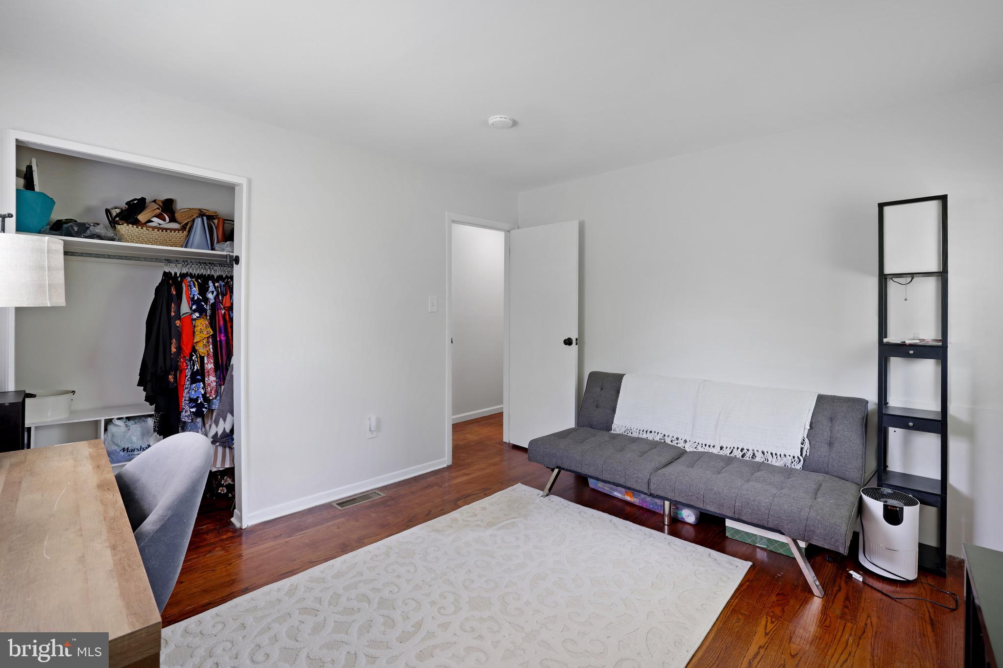 HAMILTON - Residential