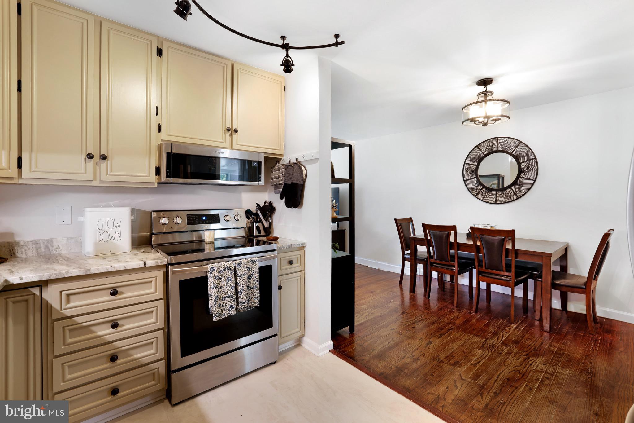 HAMILTON - Residential