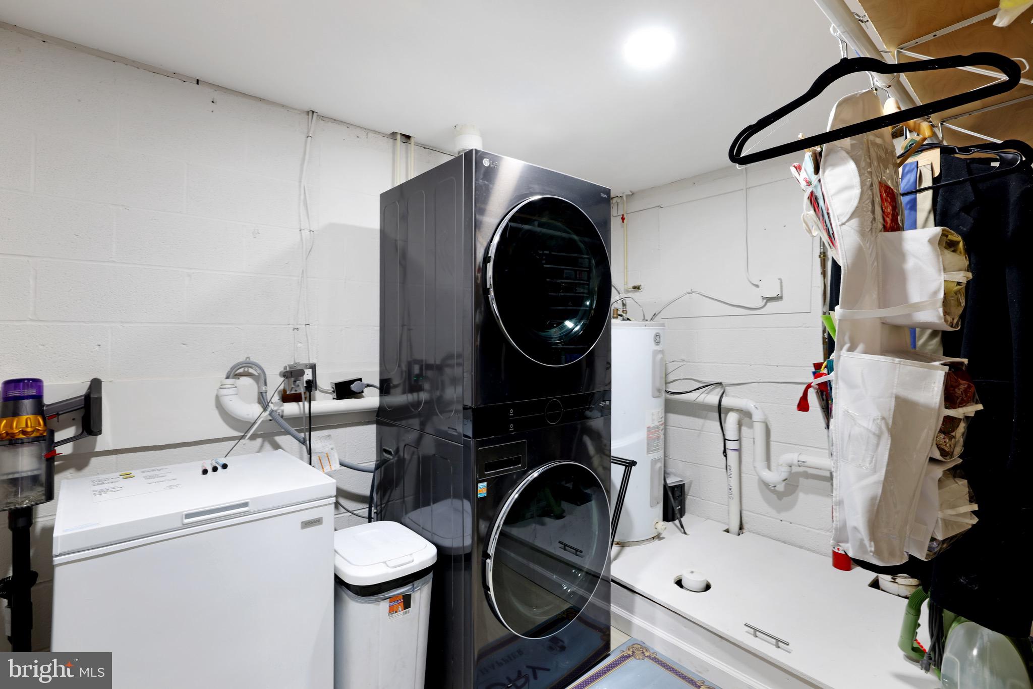 HAMILTON - Residential