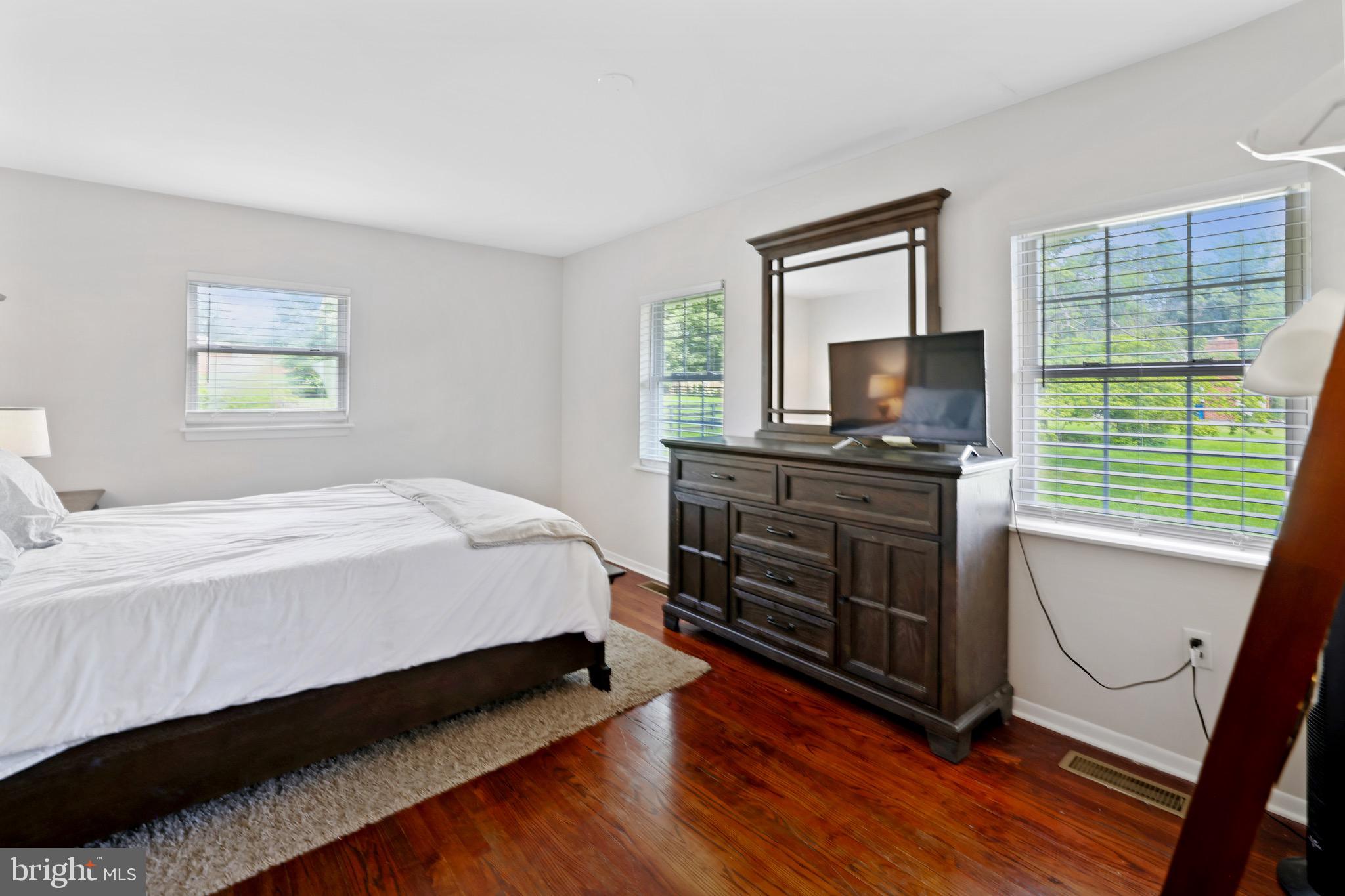 HAMILTON - Residential