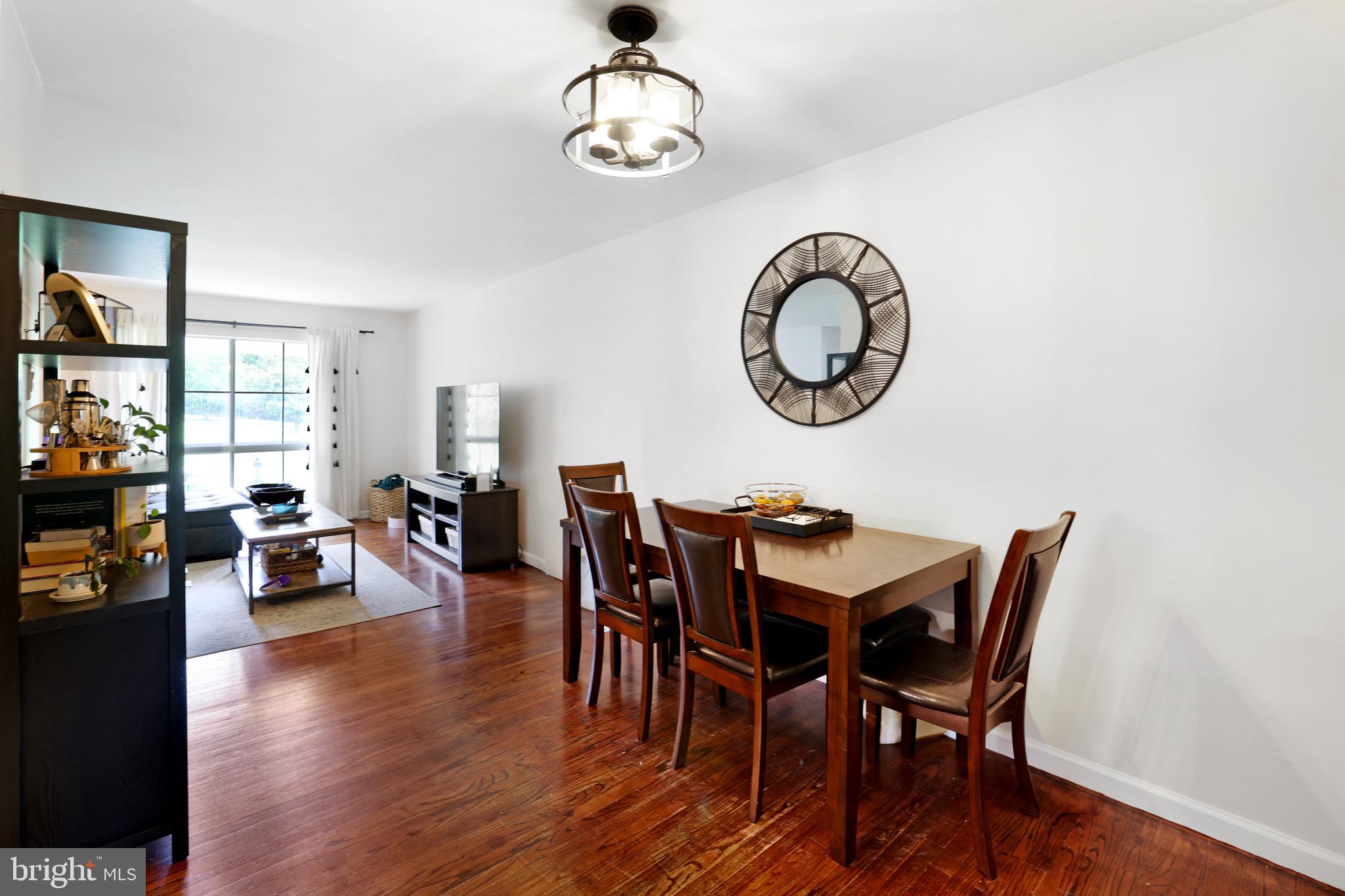 HAMILTON - Residential