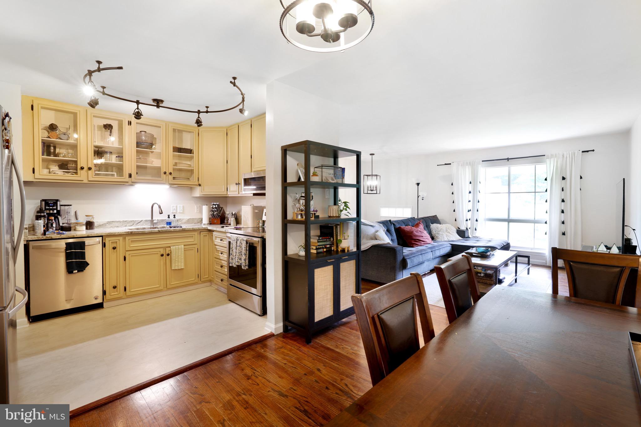 HAMILTON - Residential