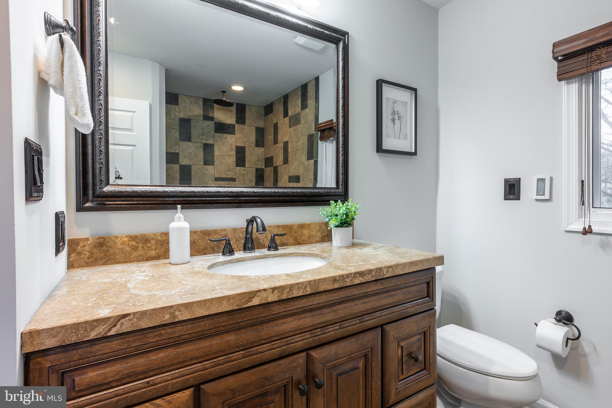 BISHOPS GARTH - Residential