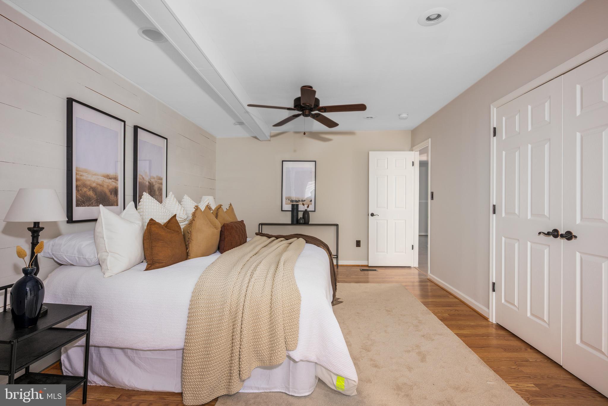 BISHOPS GARTH - Residential