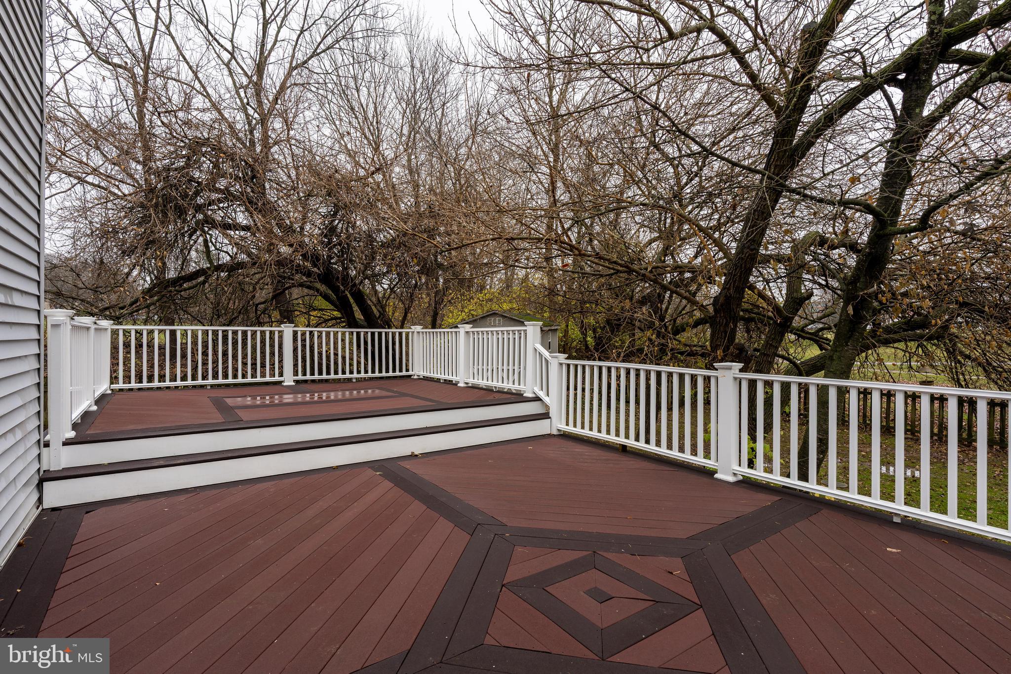 BISHOPS GARTH - Residential