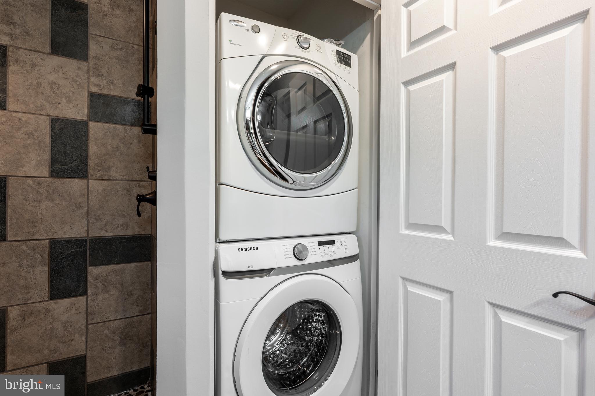 BISHOPS GARTH - Residential