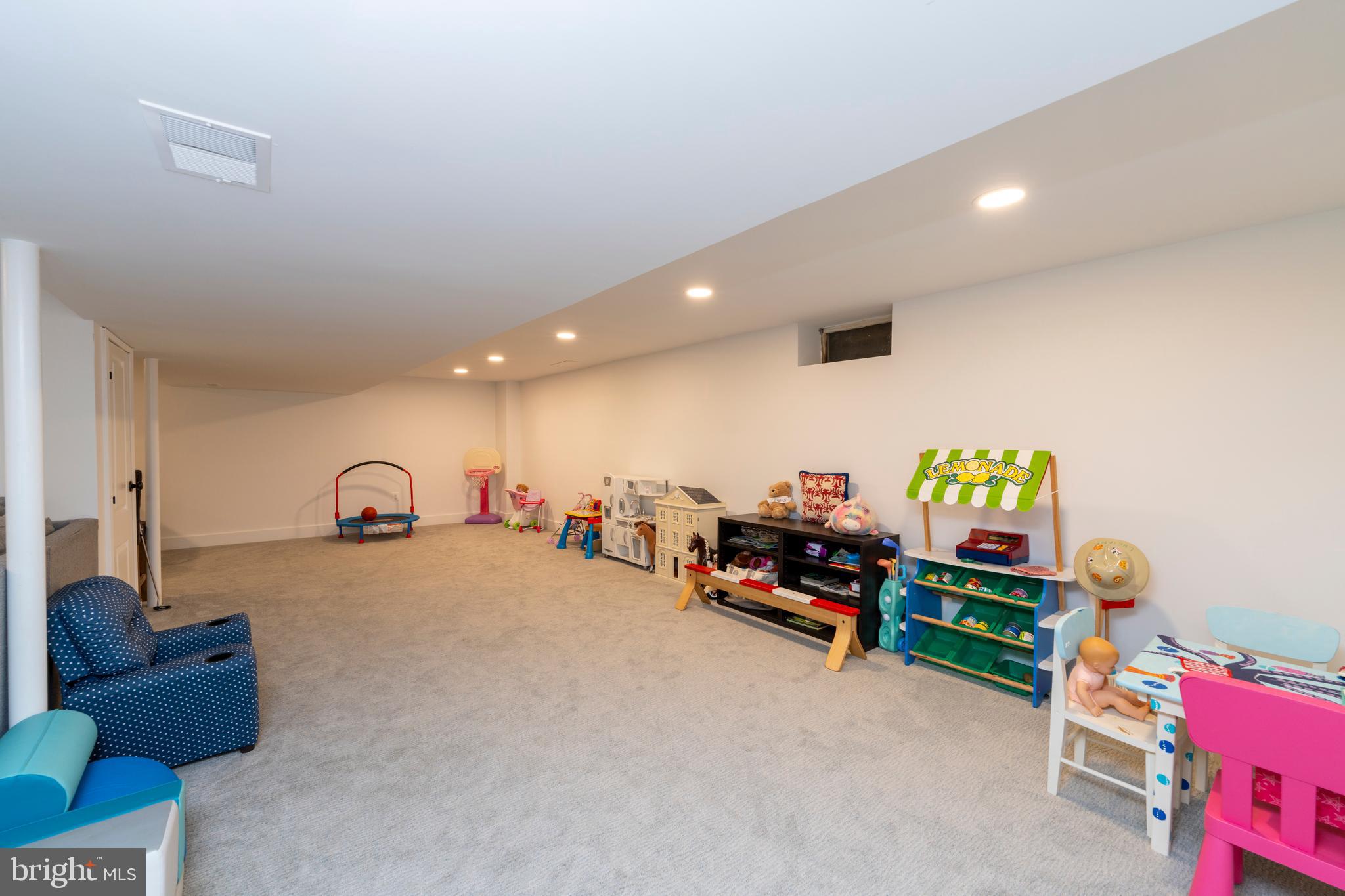 SEMINARY RIDGE - Residential