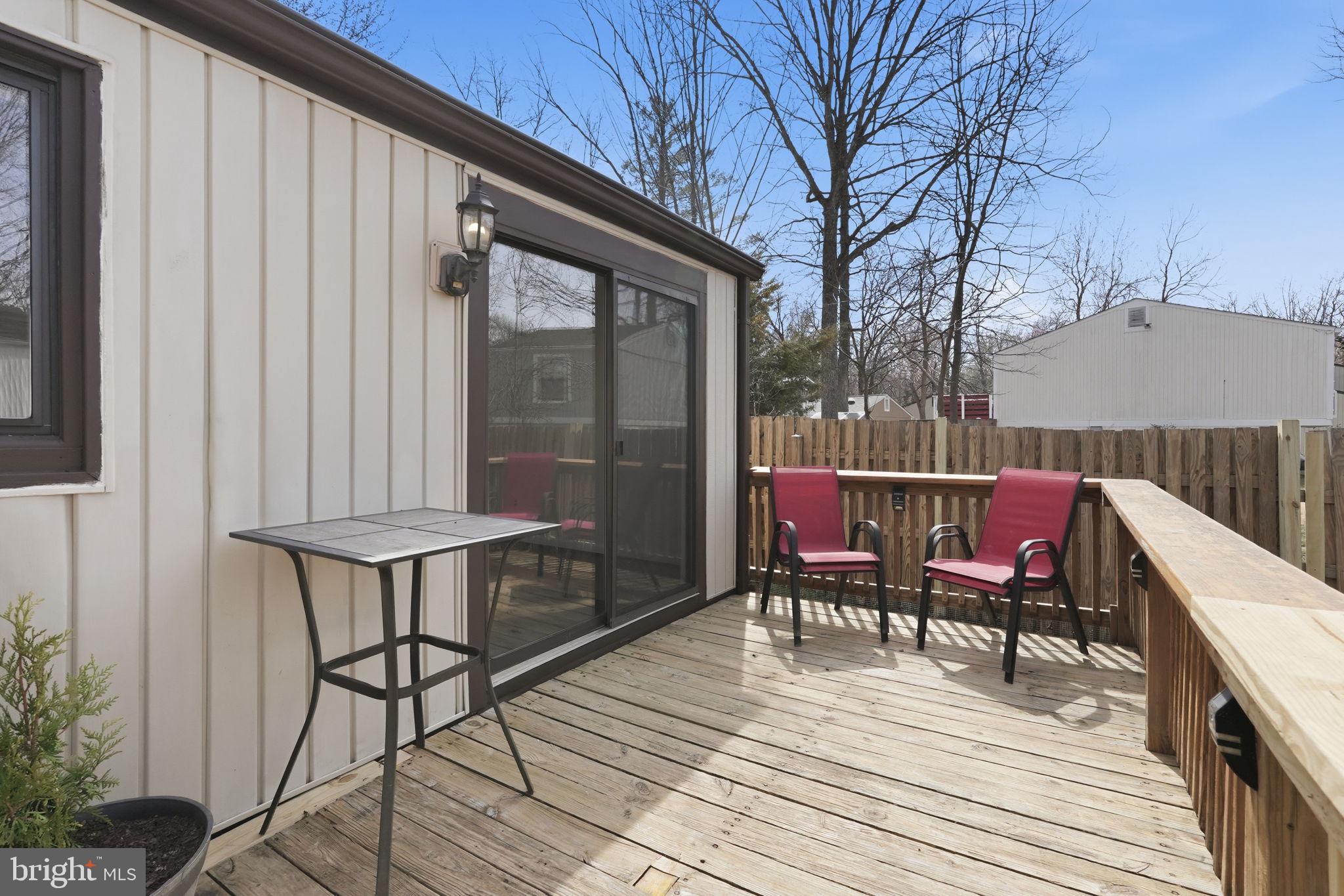 RESTON - Residential