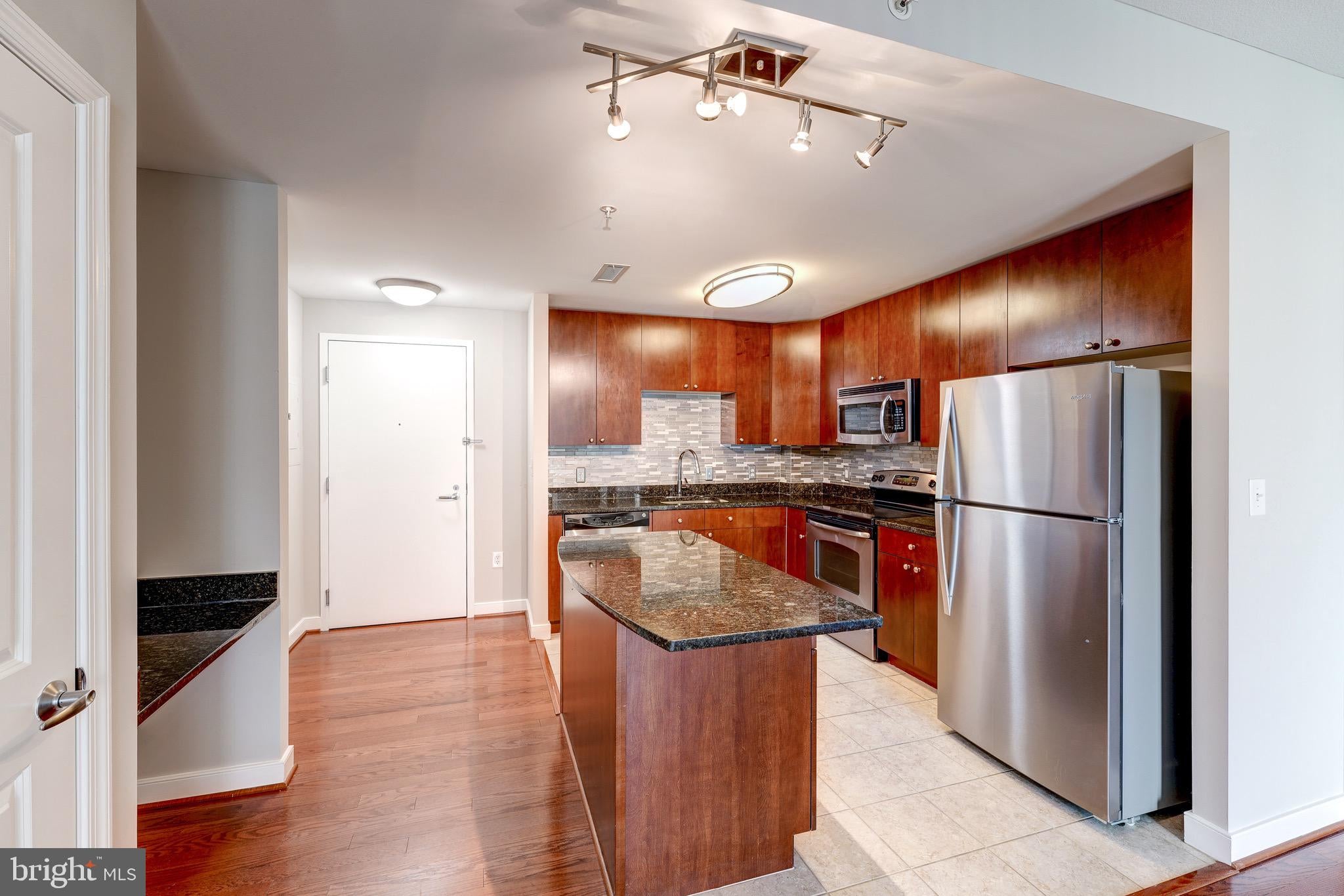 155 POTOMAC 432