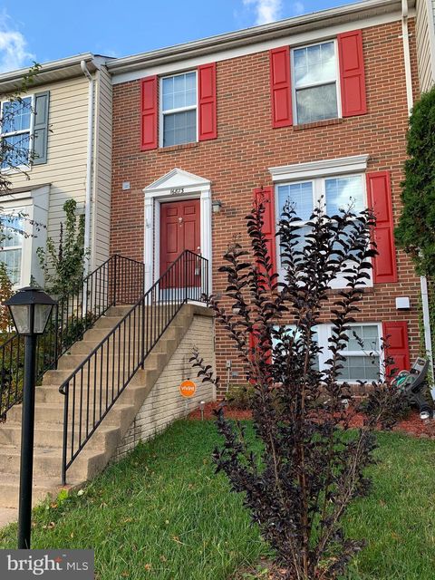 Photo of 16873 Toms River Loop, DUMFRIES, VA 22026 (MLS # VAPW2120136)