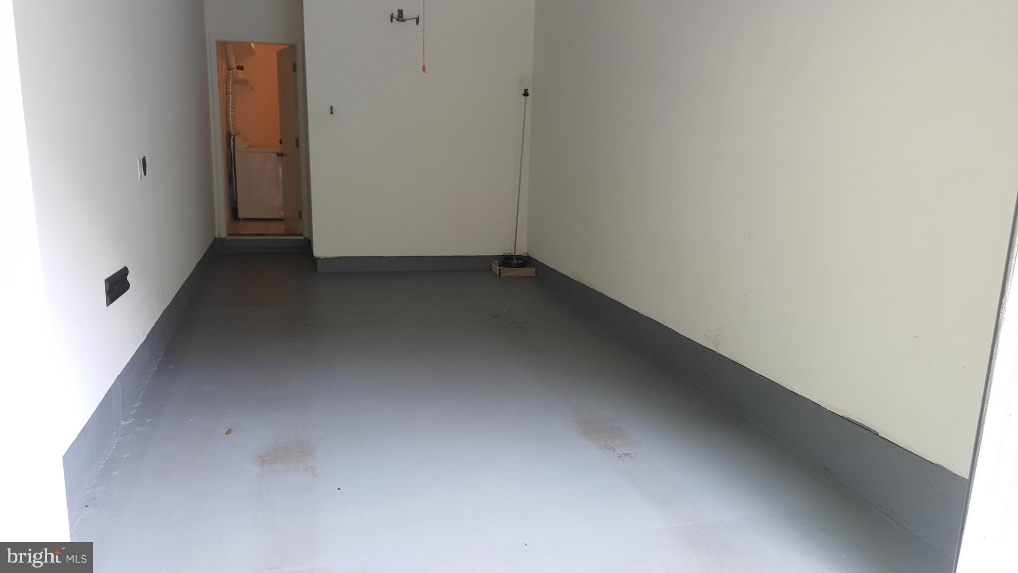 GATES OF FAIR LAKES - Residential Lease