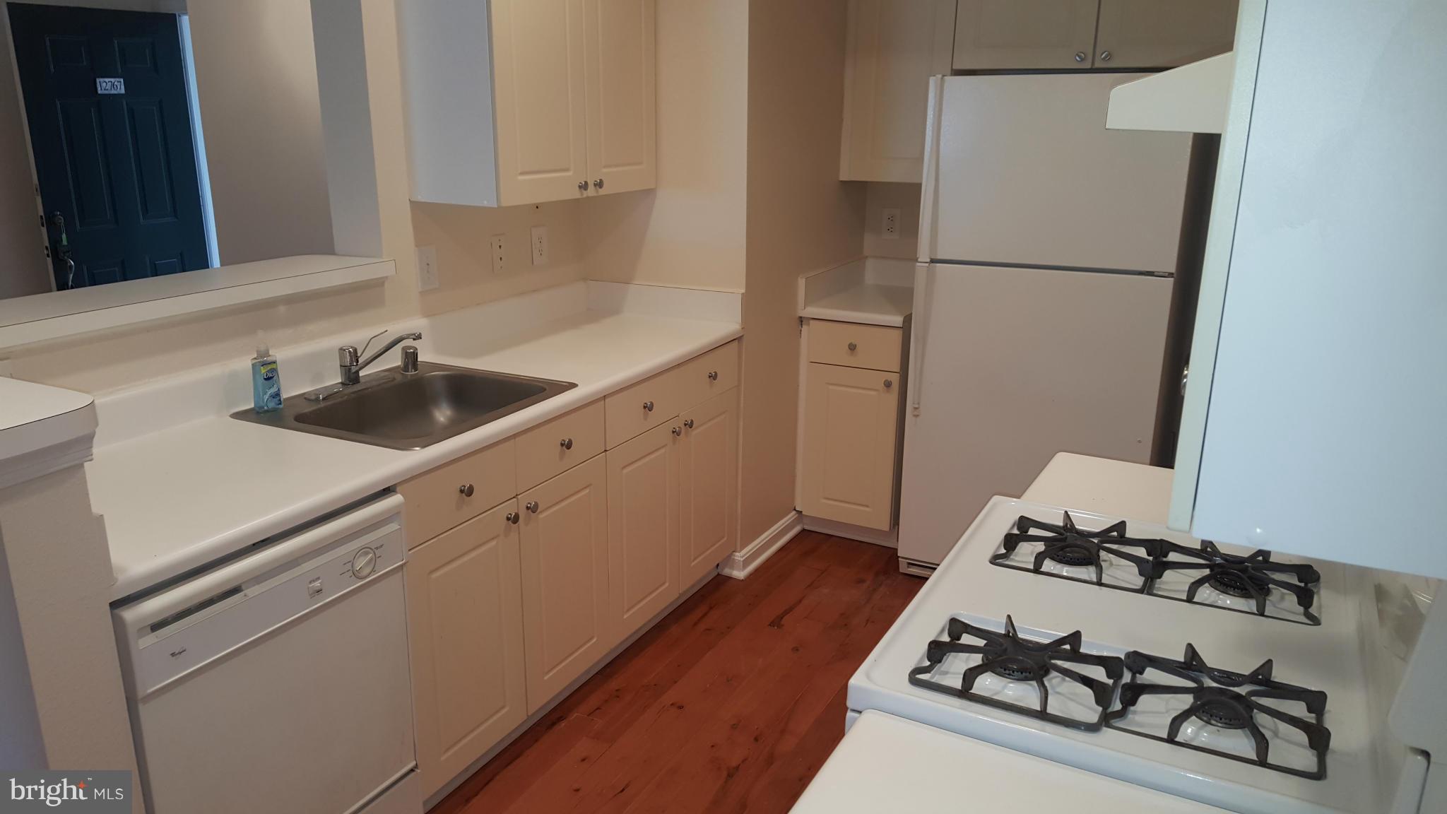 GATES OF FAIR LAKES - Residential Lease