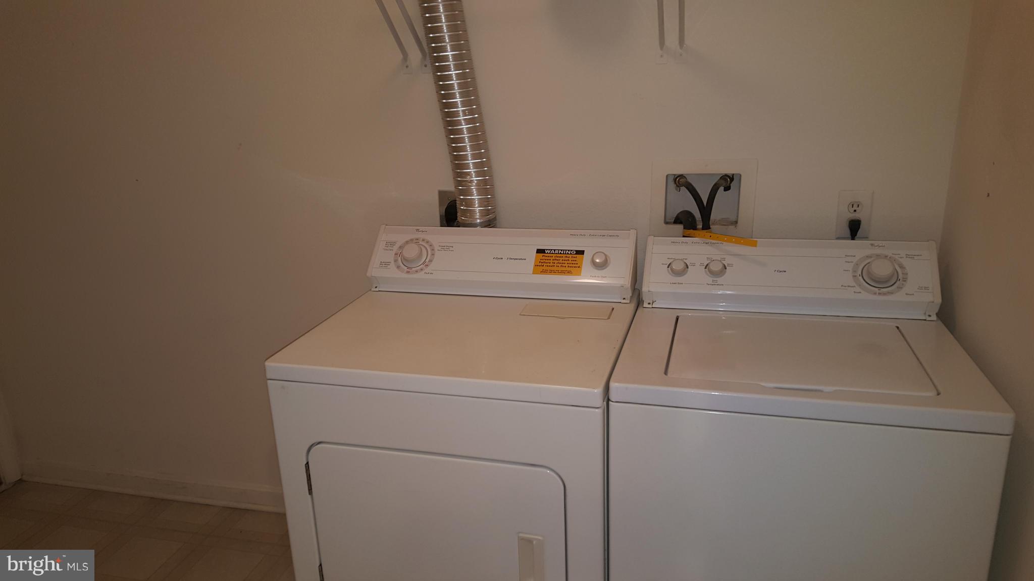 GATES OF FAIR LAKES - Residential Lease