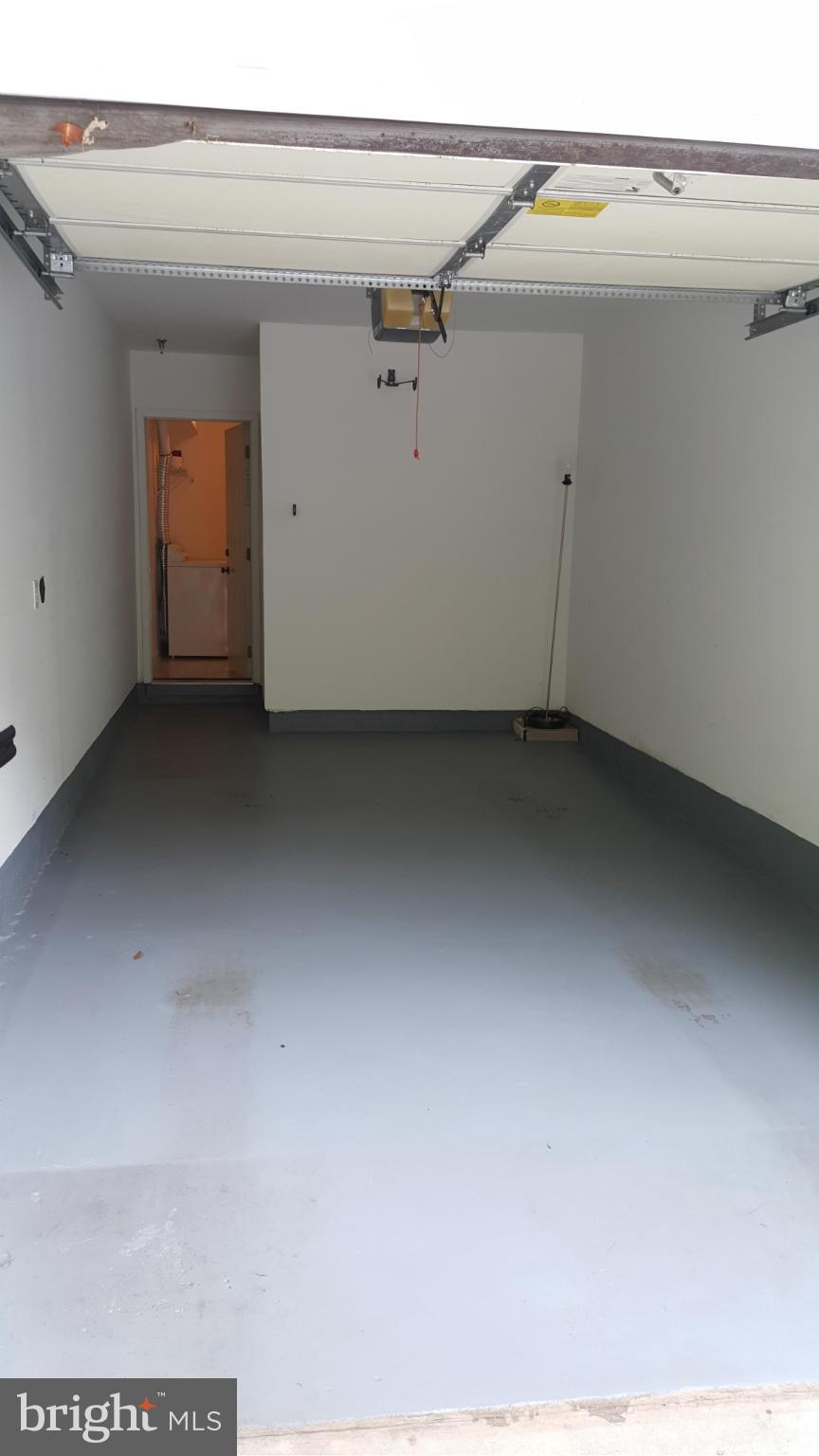 GATES OF FAIR LAKES - Residential Lease