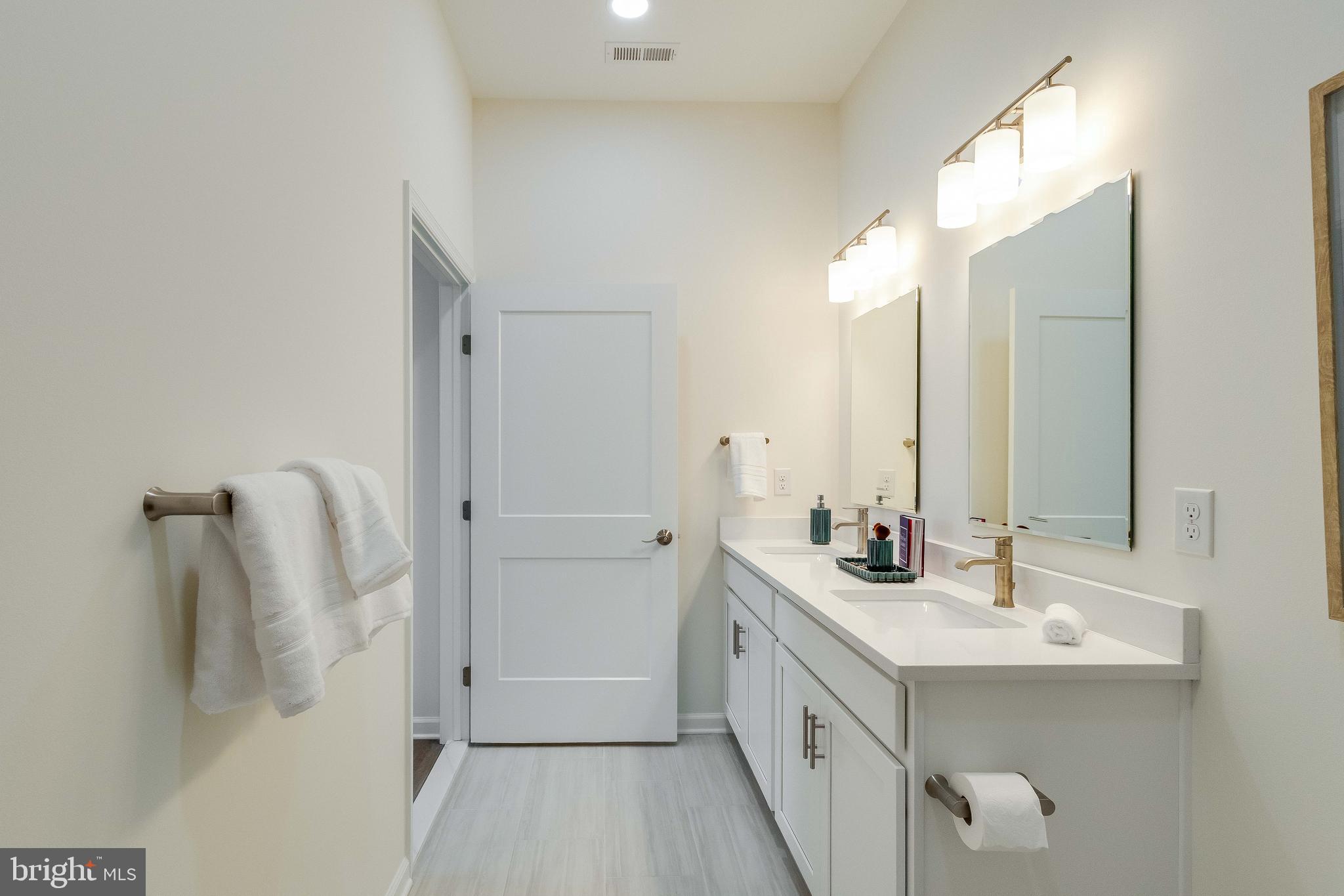 OCEAN VIEW BEACH CLUB - Residential