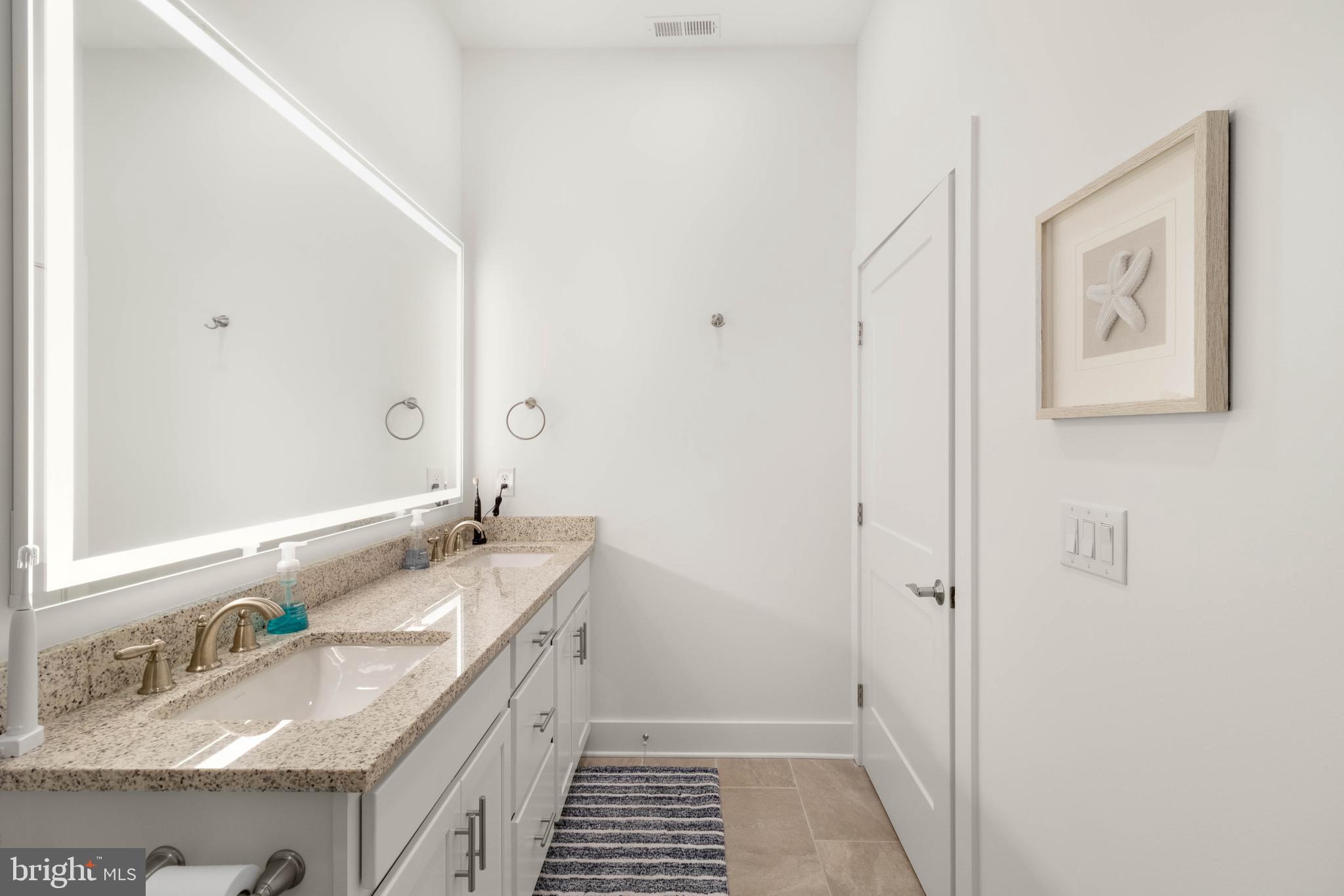 OCEAN VIEW BEACH CLUB - Residential