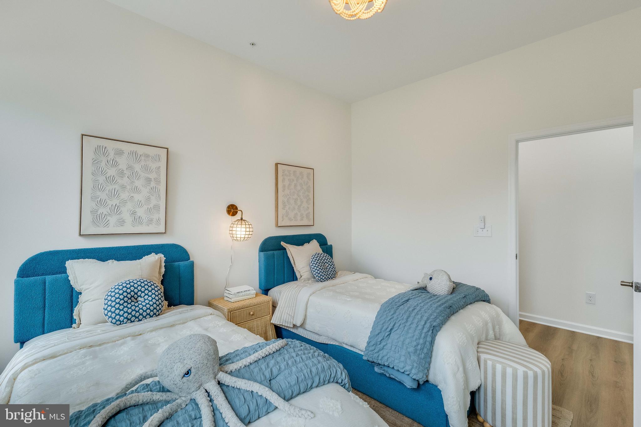 OCEAN VIEW BEACH CLUB - Residential