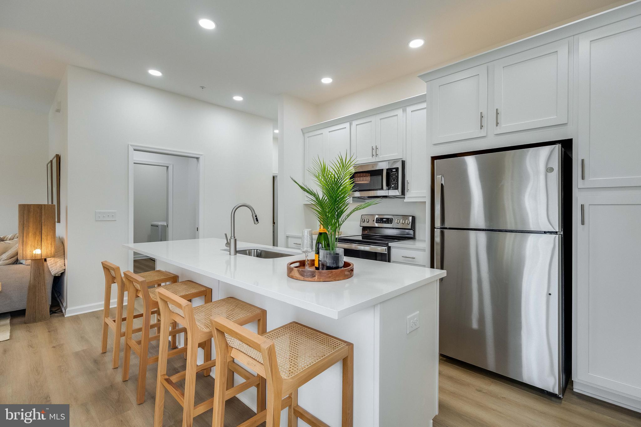 OCEAN VIEW BEACH CLUB - Residential