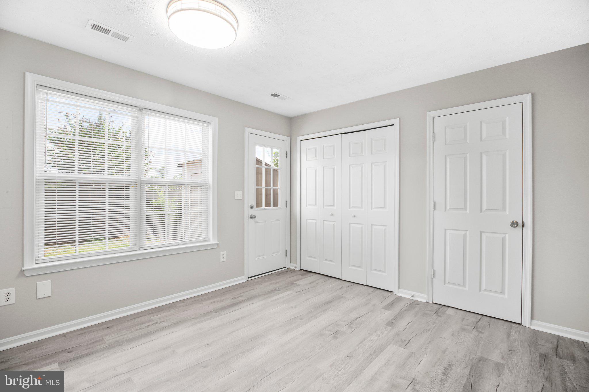 COVENTRY CREEK - Residential