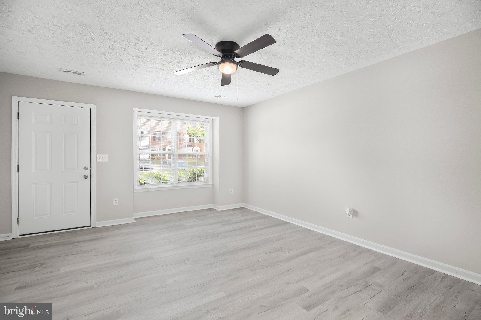 COVENTRY CREEK - Residential