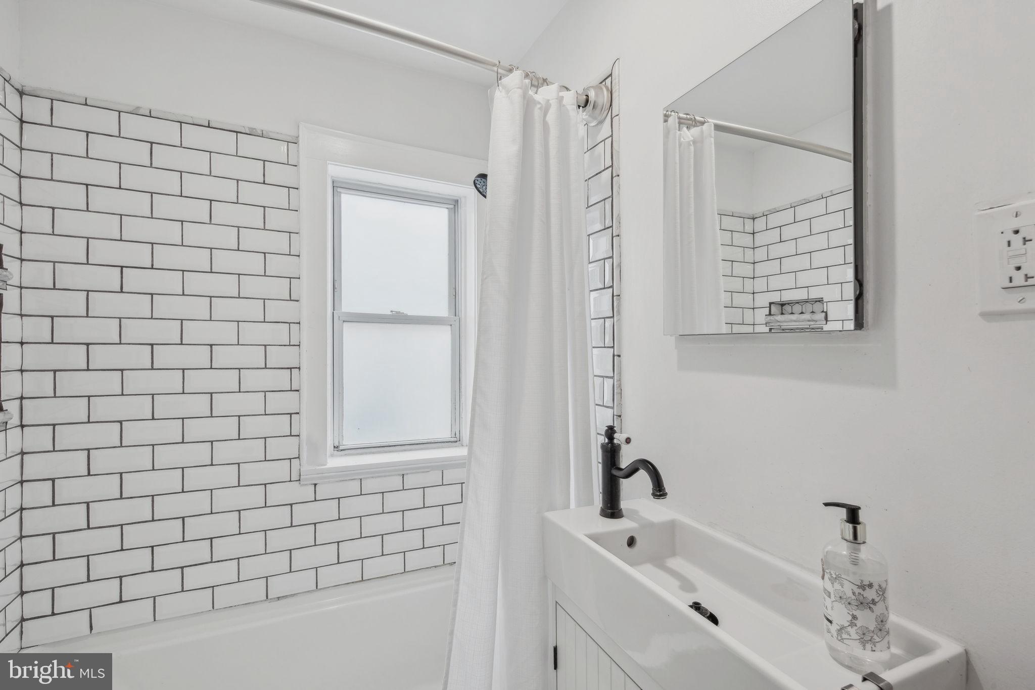 EAST PASSYUNK CROSSING - Residential