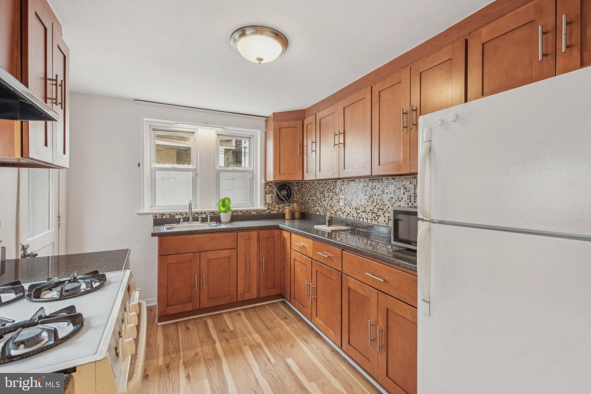 EAST PASSYUNK CROSSING - Residential