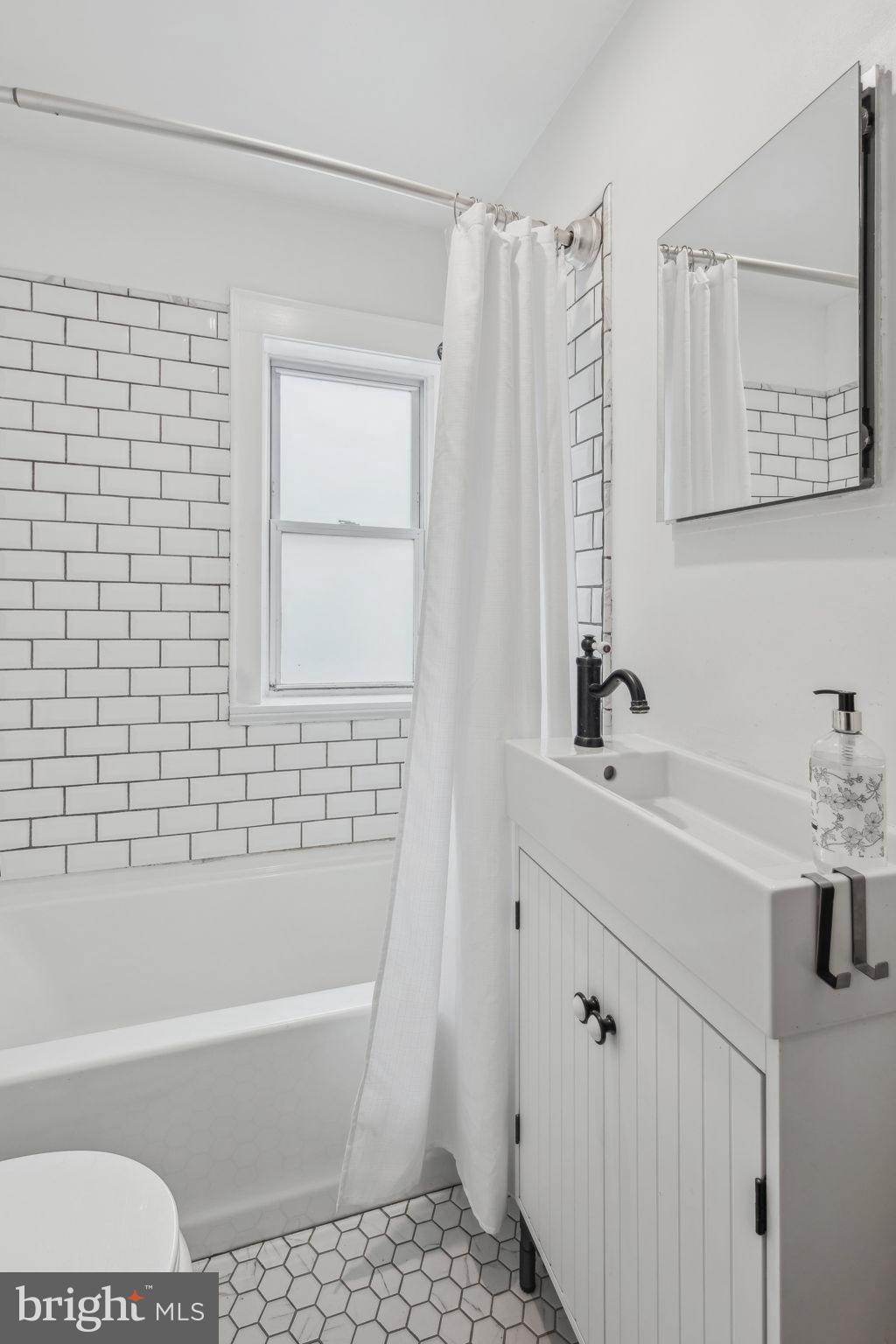 EAST PASSYUNK CROSSING - Residential