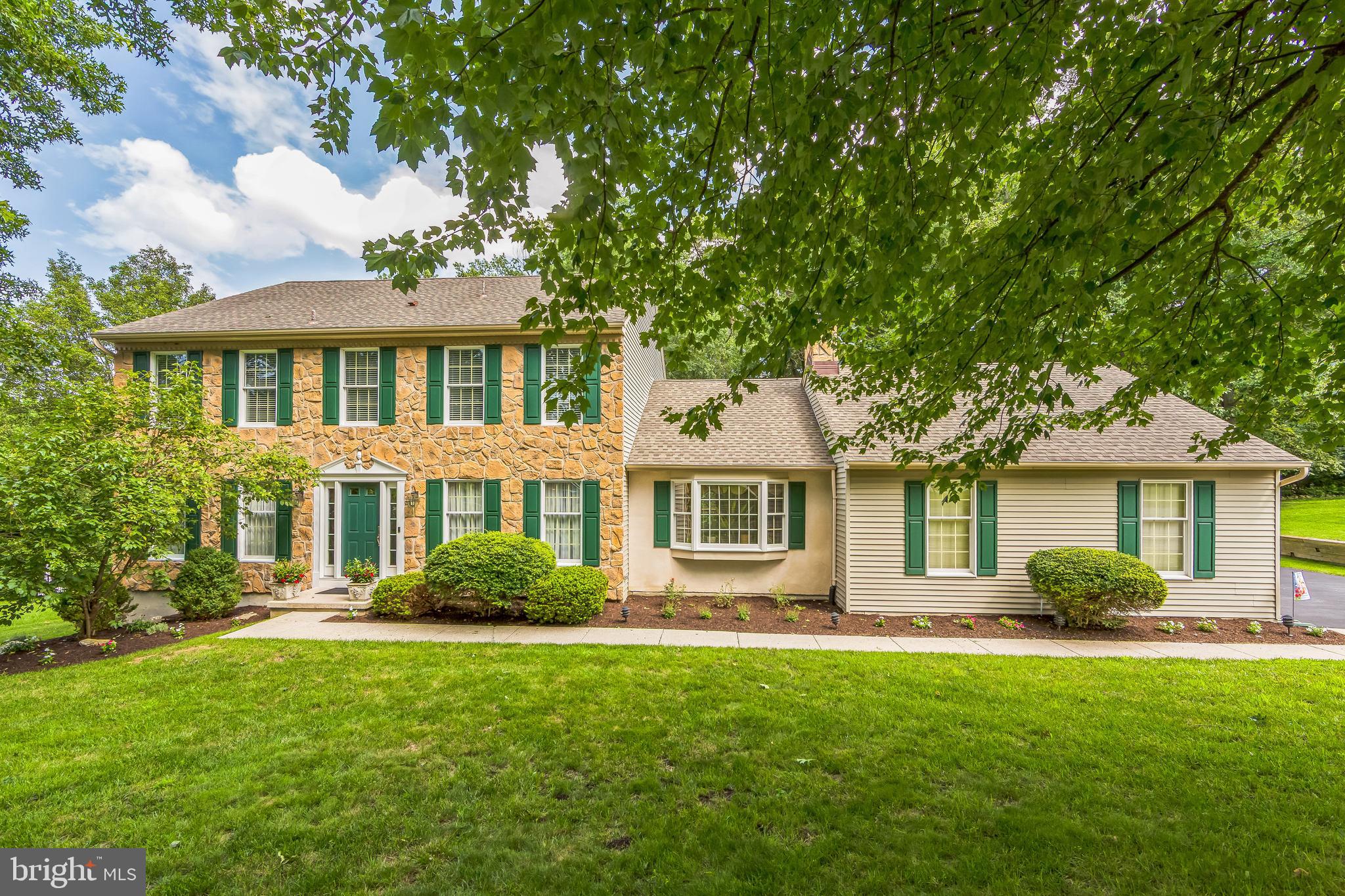 456 CREEKSIDE DRIVE