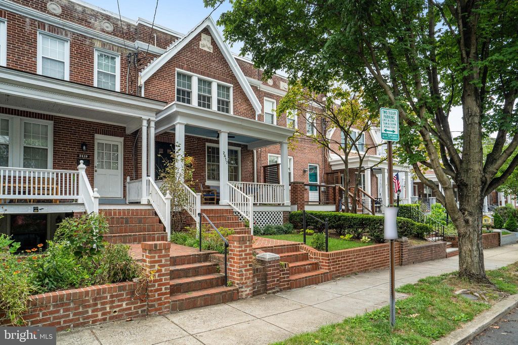 Photo of 2417 Huidekoper Place NW, WASHINGTON, DC 20007 (MLS # DCDC2216240)