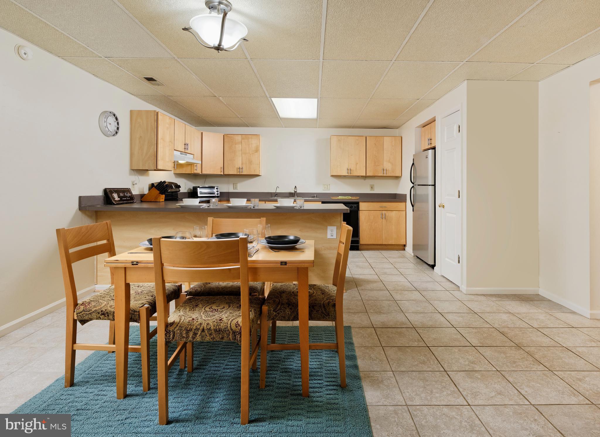 RIDGEVIEW - Residential Lease