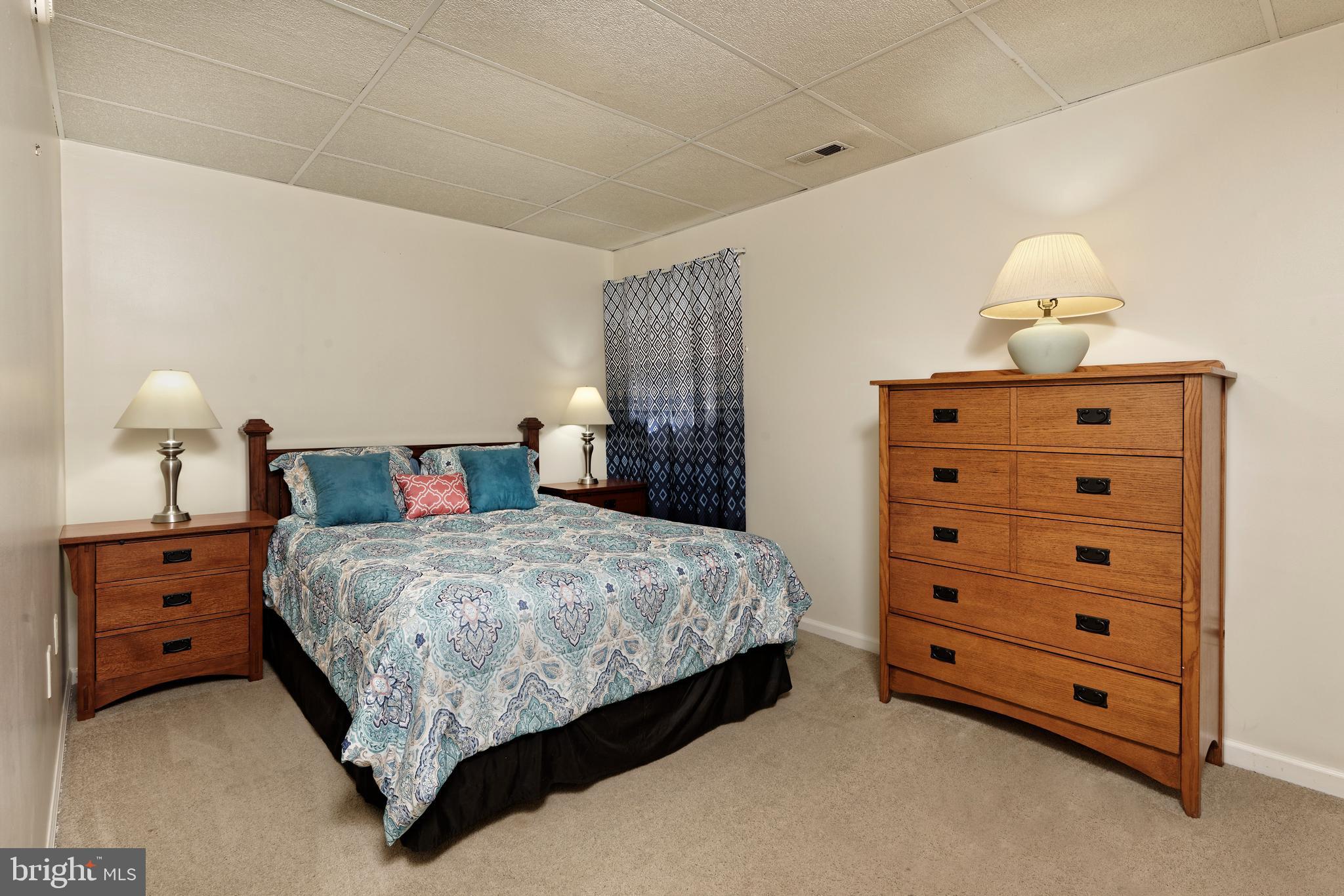 RIDGEVIEW - Residential Lease