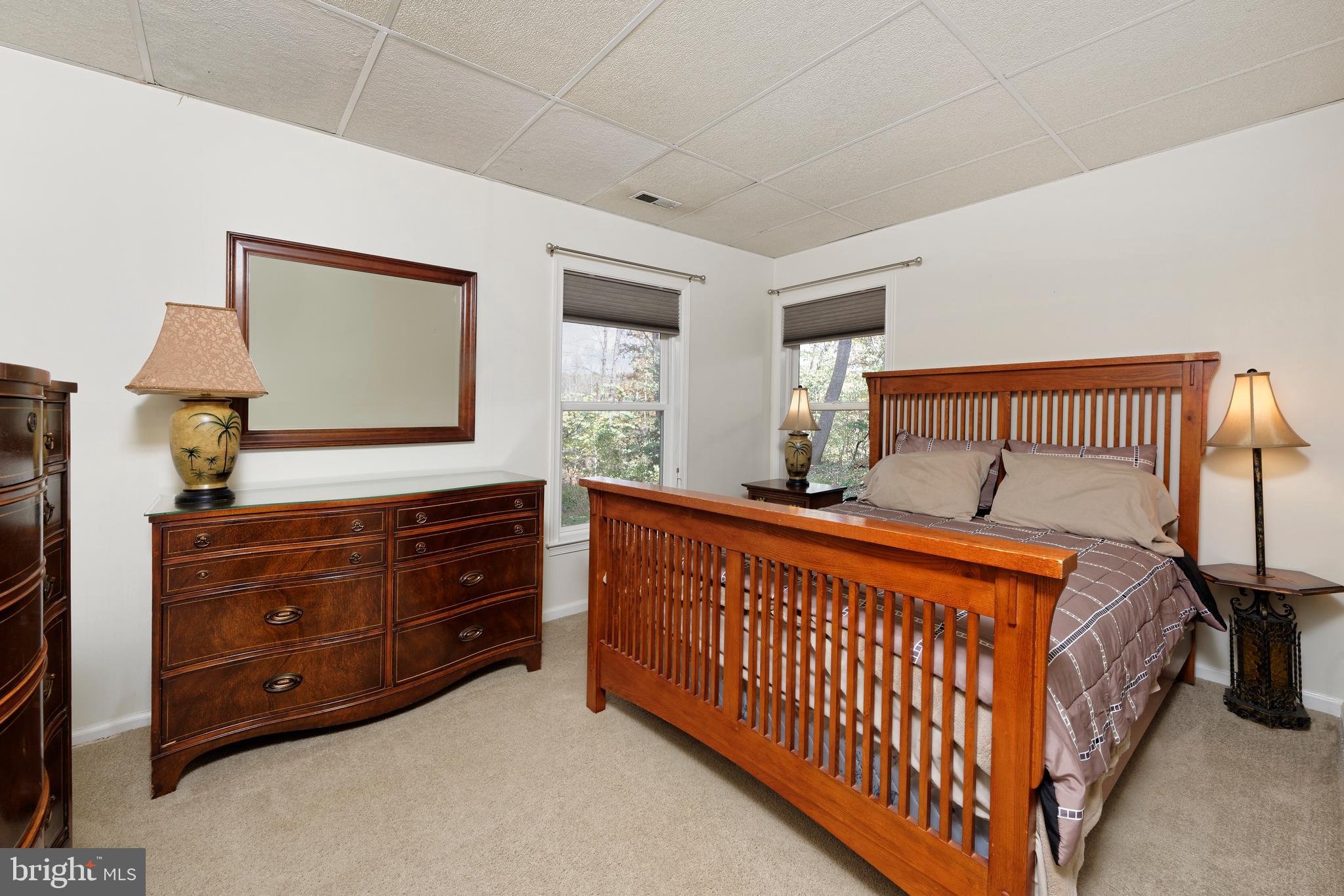 RIDGEVIEW - Residential Lease