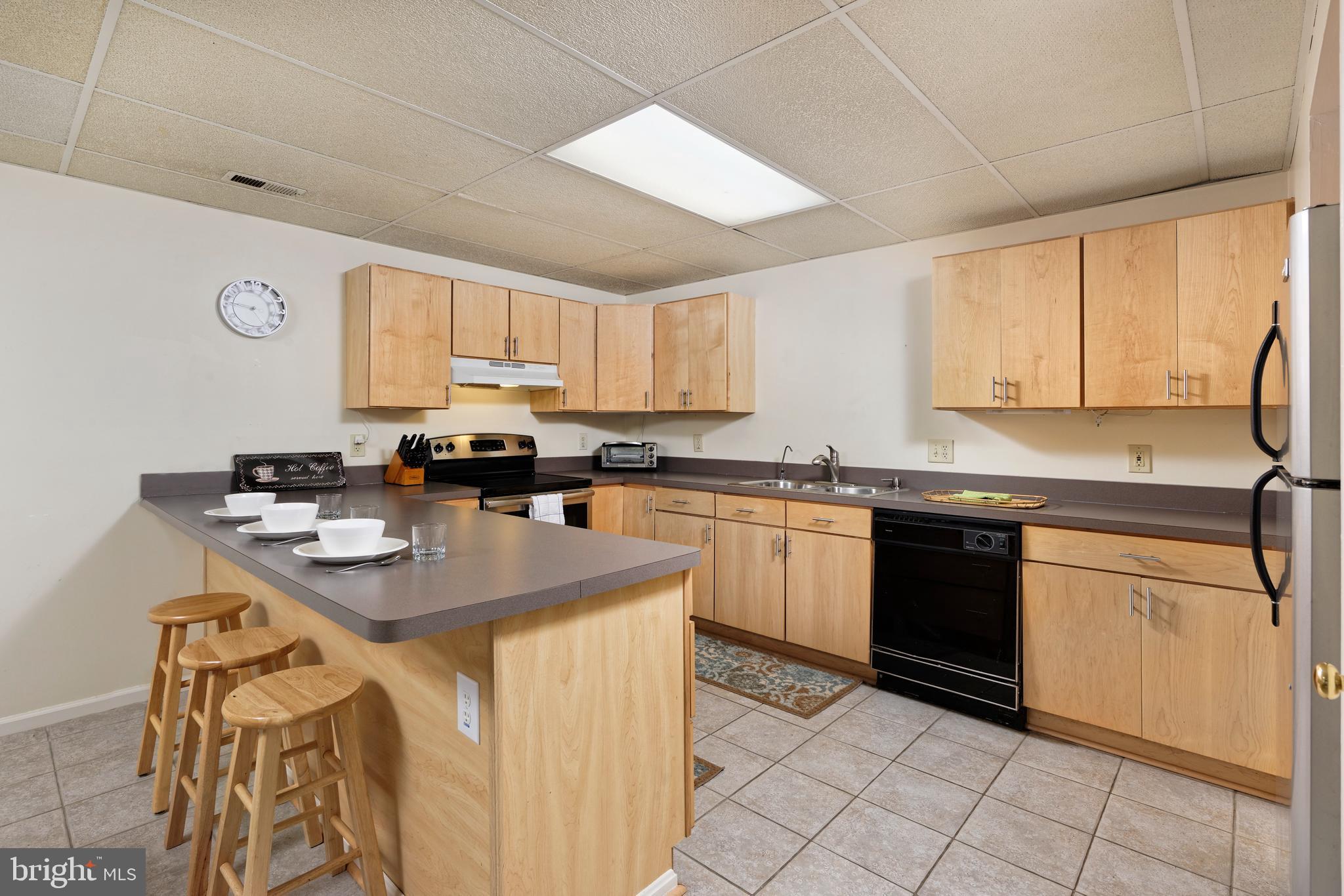 RIDGEVIEW - Residential Lease