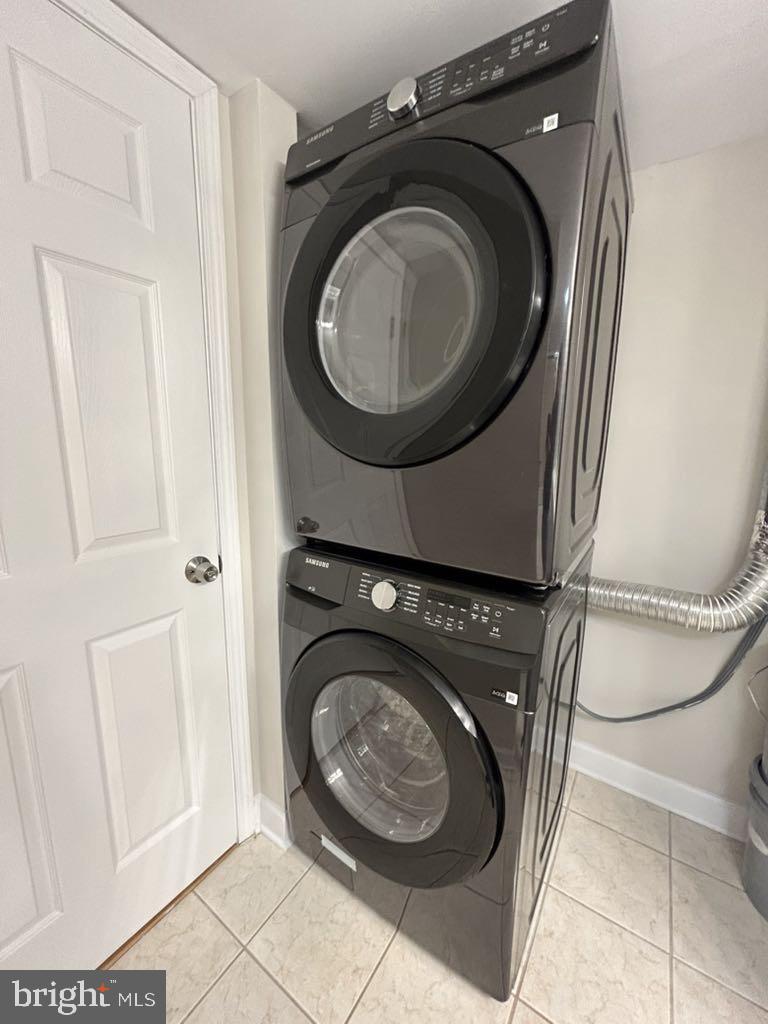 TIVOLI - Residential Lease