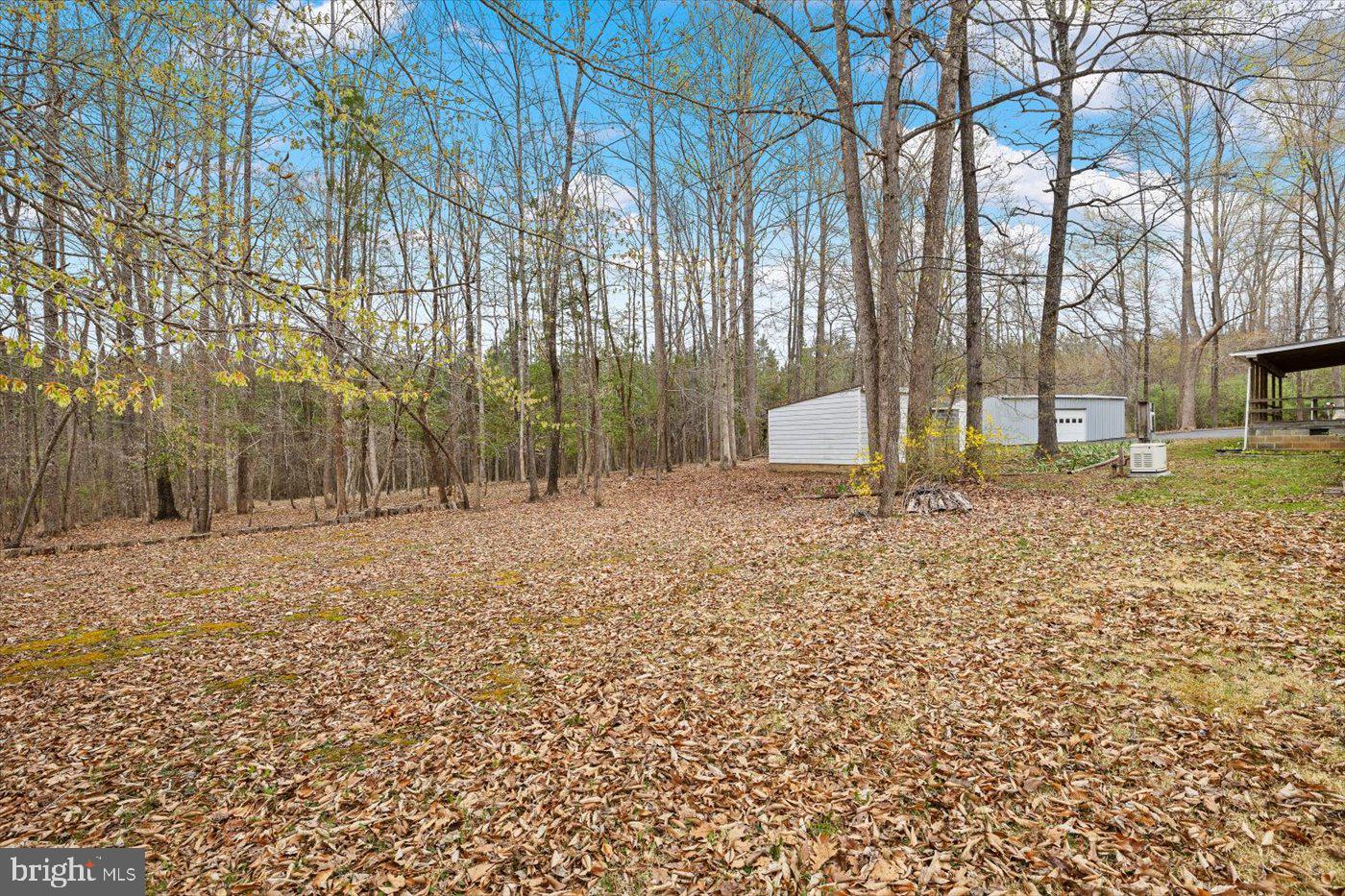 COUNTRY ACRES - Residential