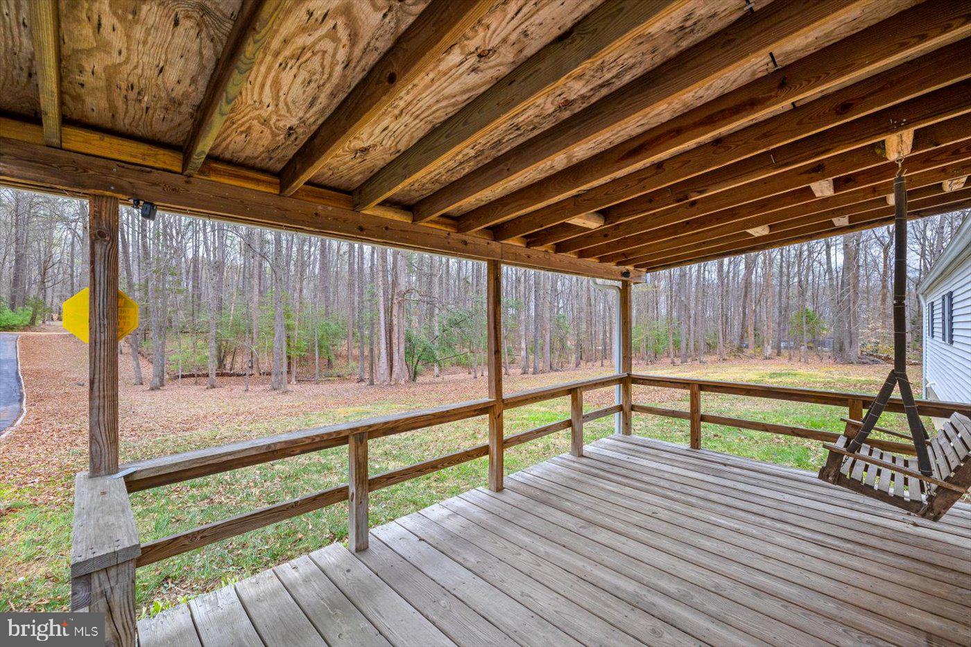 COUNTRY ACRES - Residential