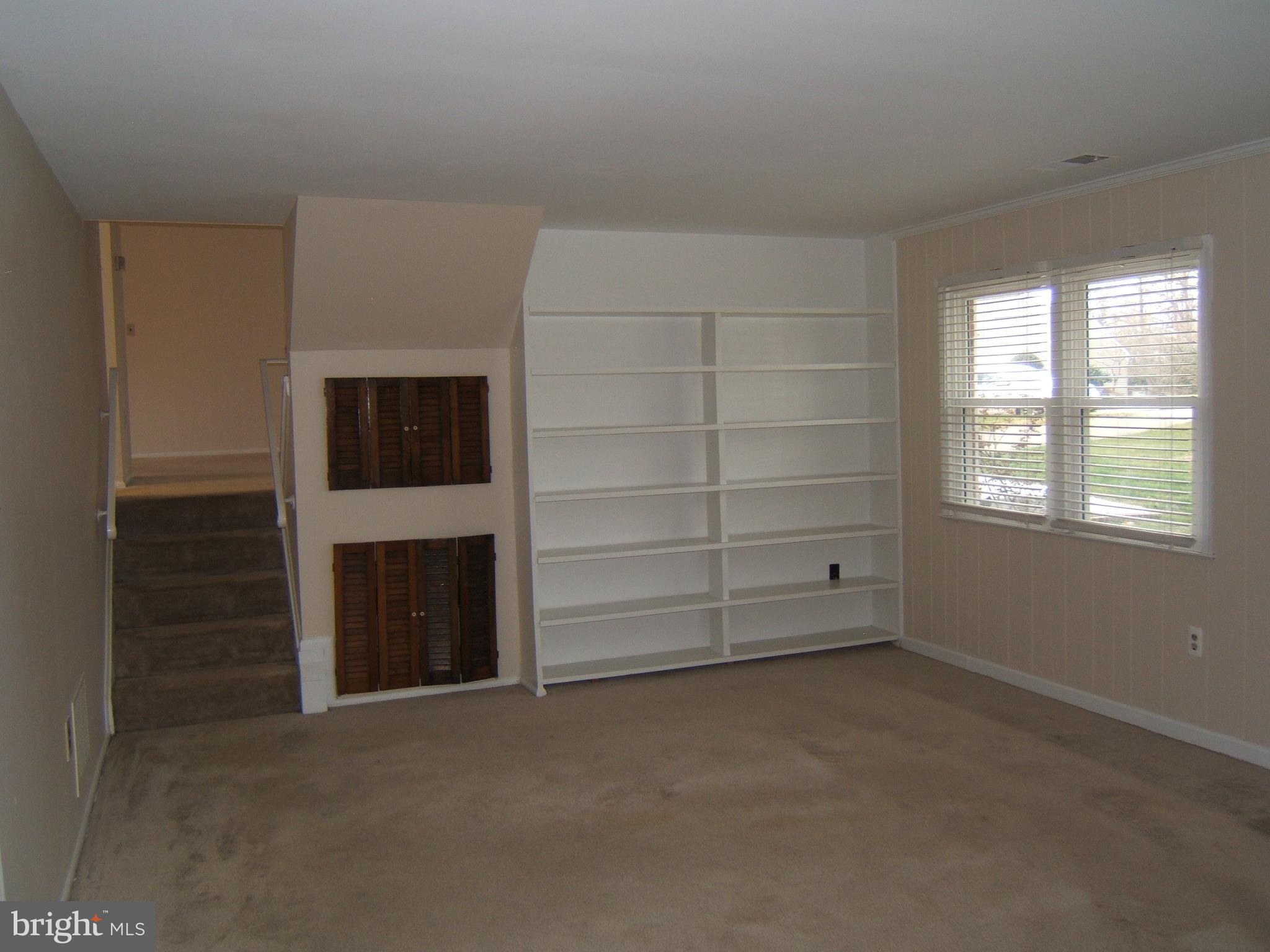 LAKE RIDGE - Residential Lease