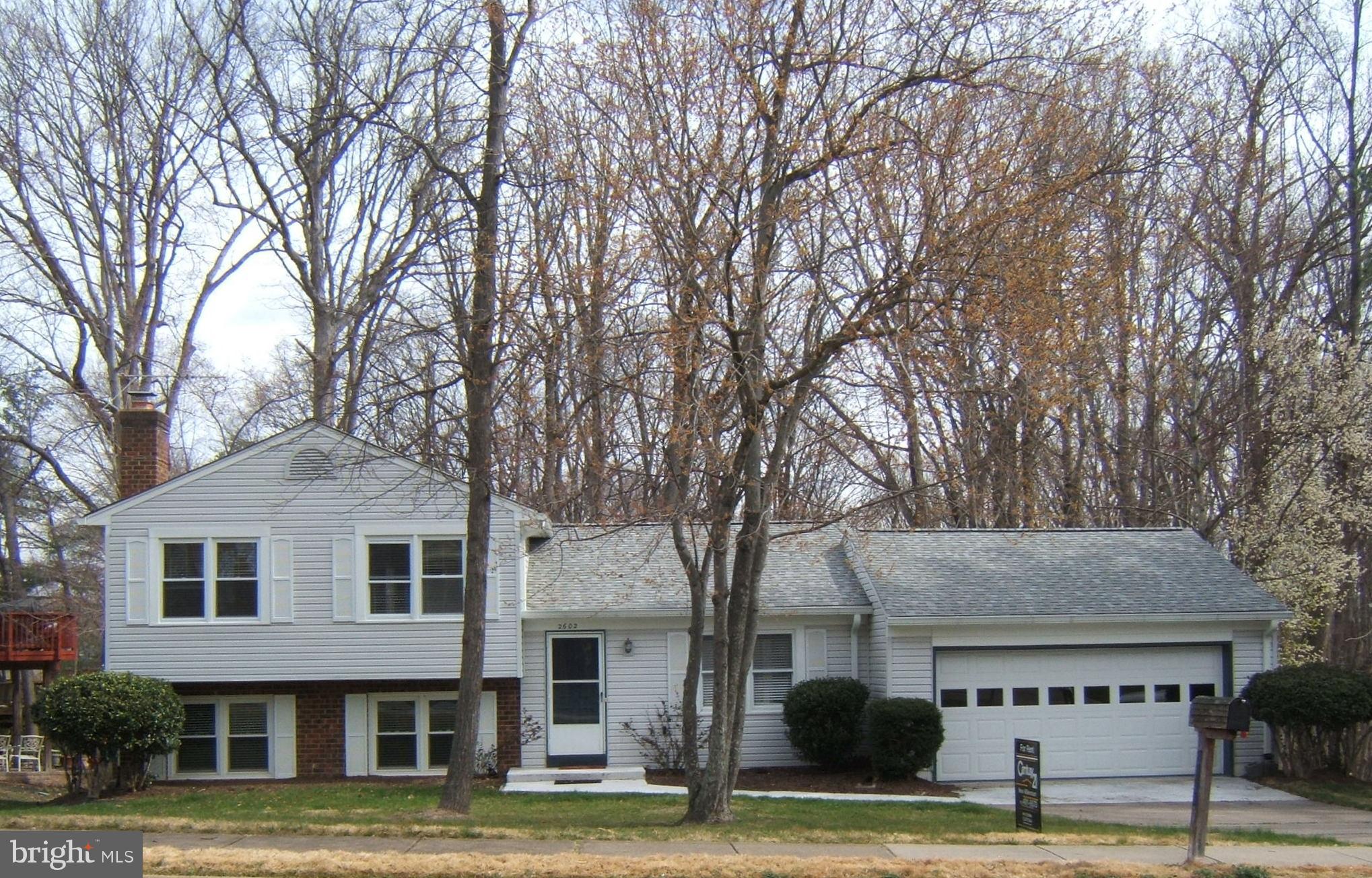 LAKE RIDGE - Residential Lease