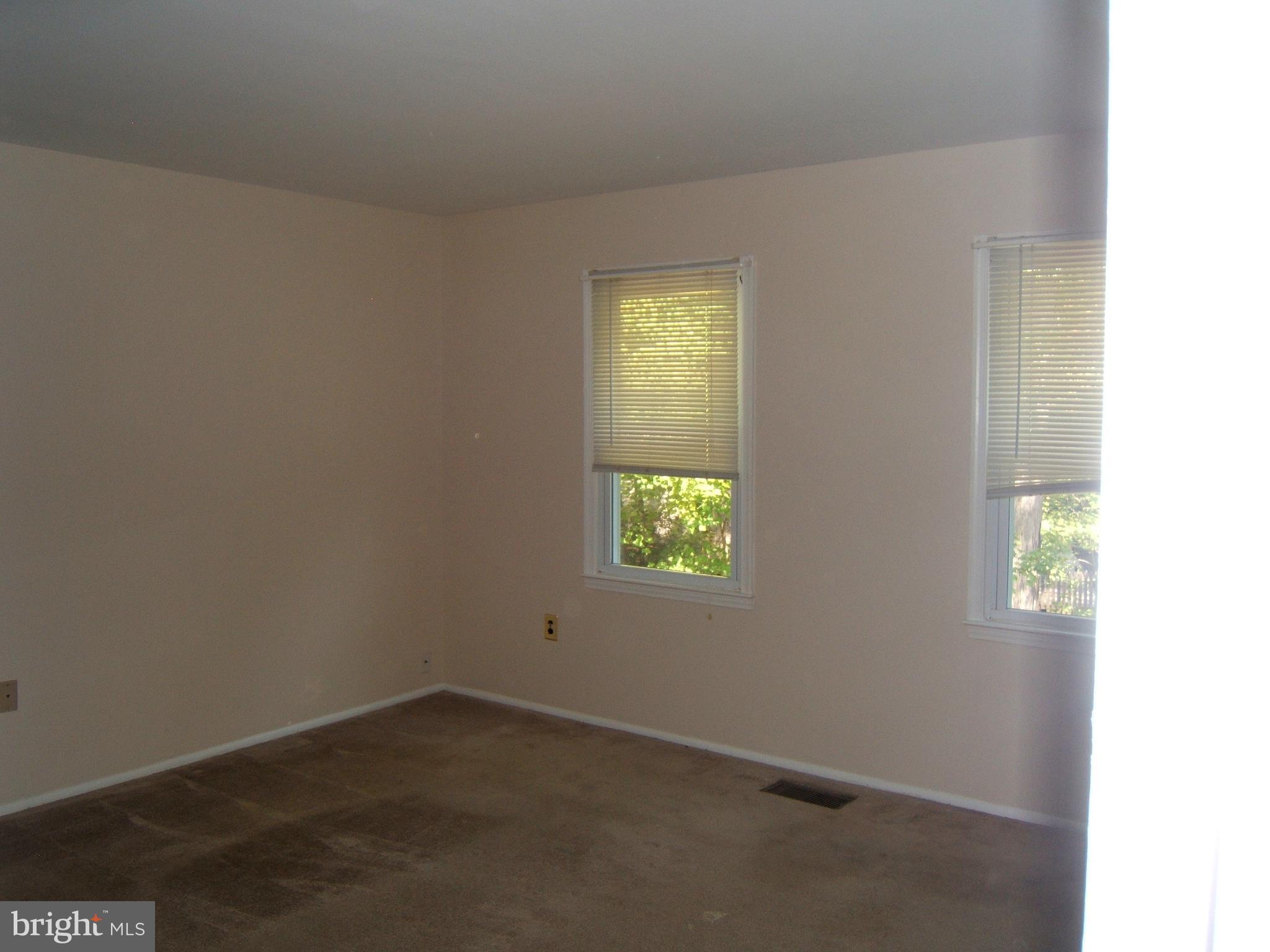 LAKE RIDGE - Residential Lease