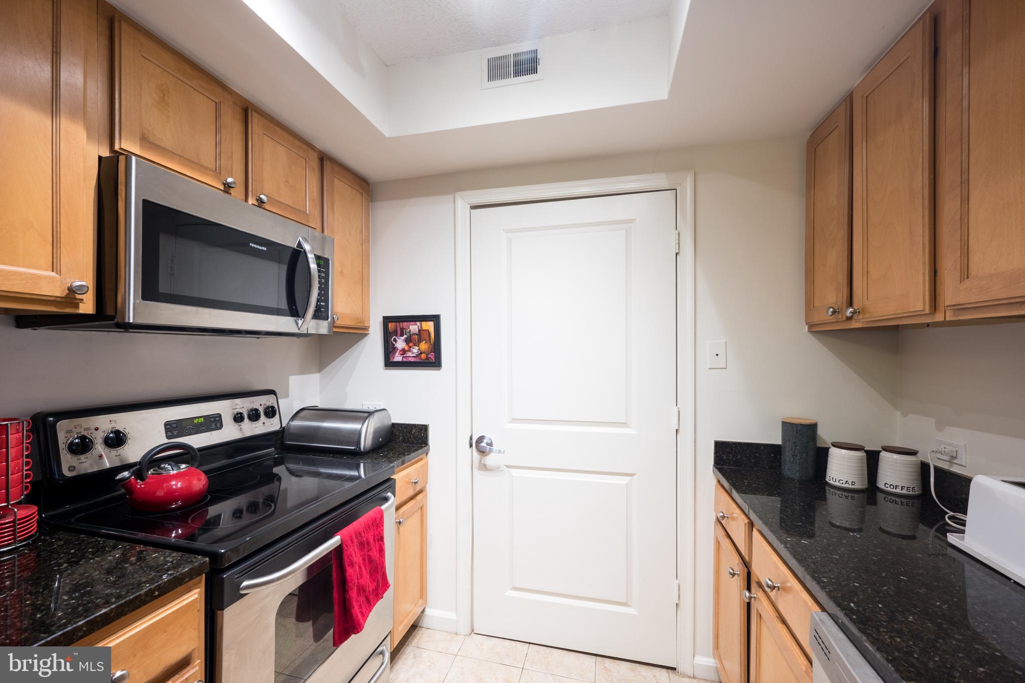 BALLSTON 880 - Residential